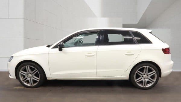2014 Audi A3 - image 4