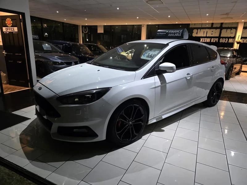 2017 Ford Focus 2.0 TDCi 185 ST-3 5dr - main