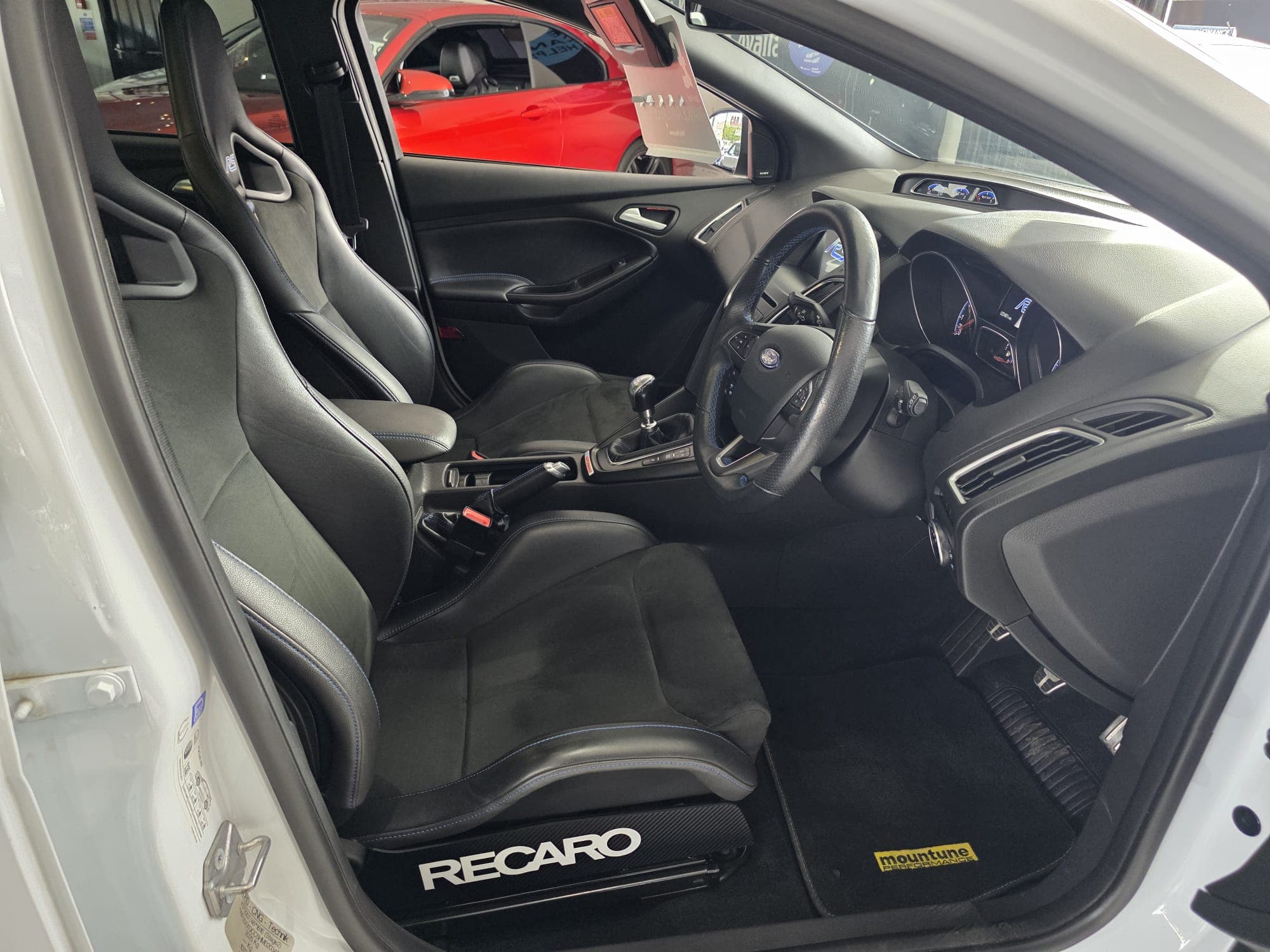 2017 Ford Focus Rs 2.3 Mountune - image 12