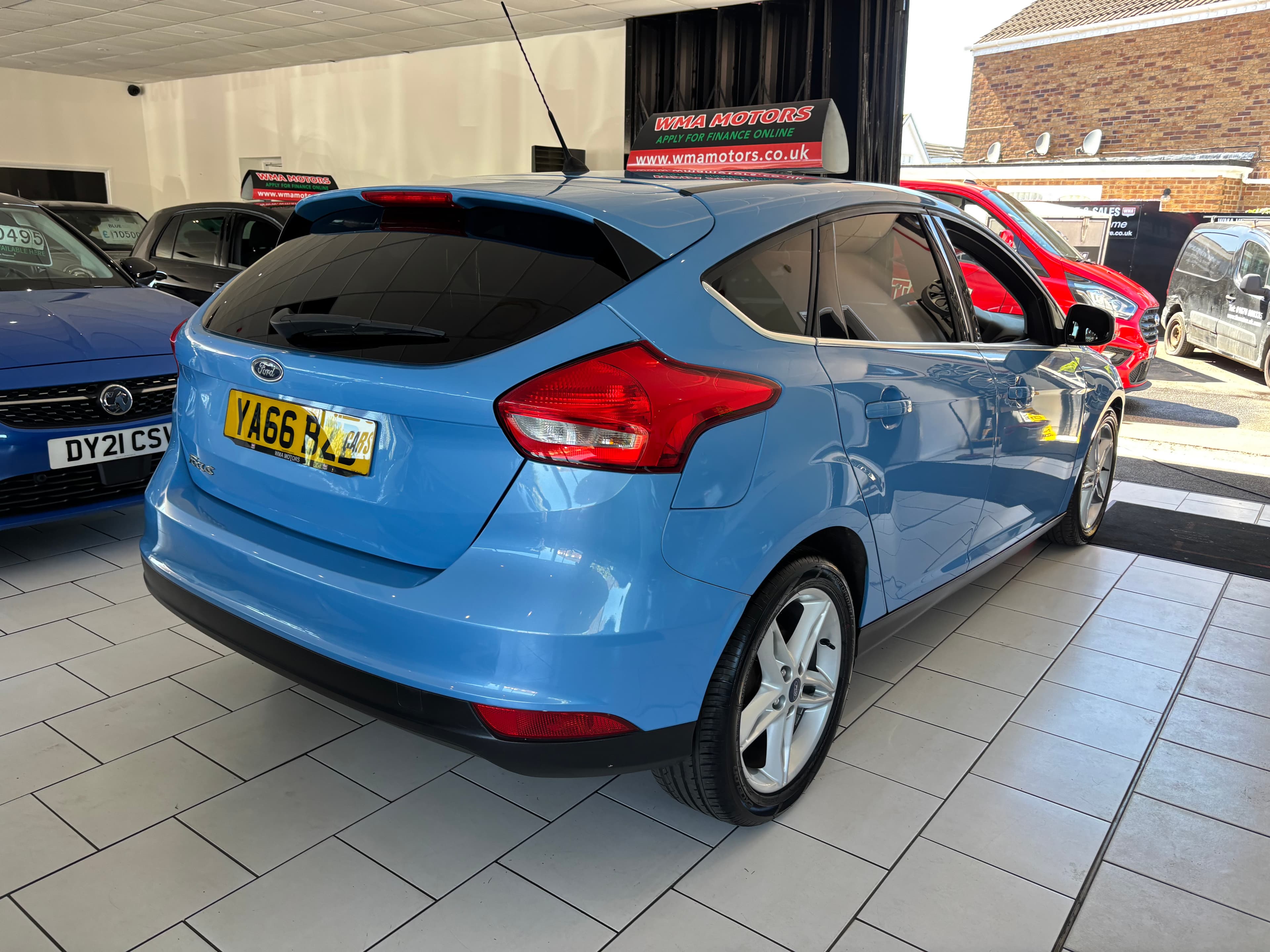 2016 Ford FOCUS 1.5 TDCi 120 Zetec 5dr - image 8