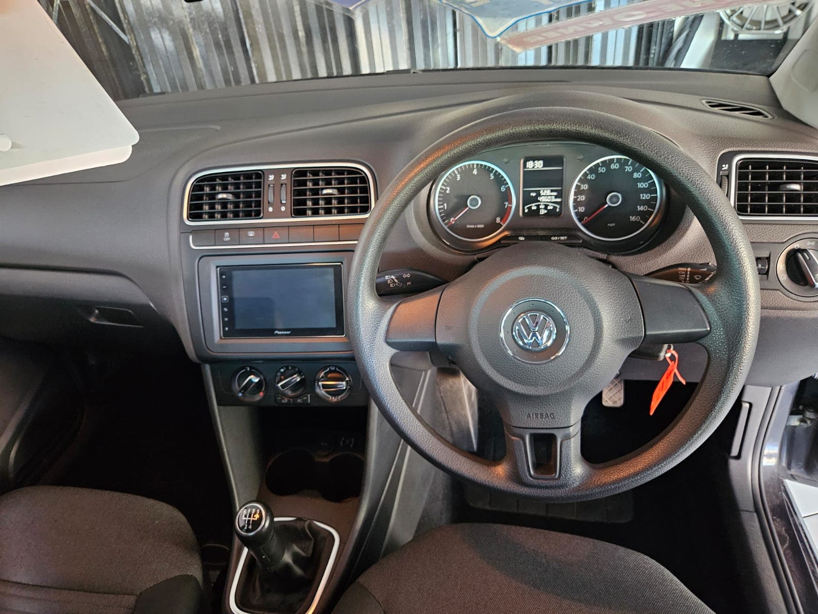2012 Volkswagen Polo 1.4 Match 5dr - image 12