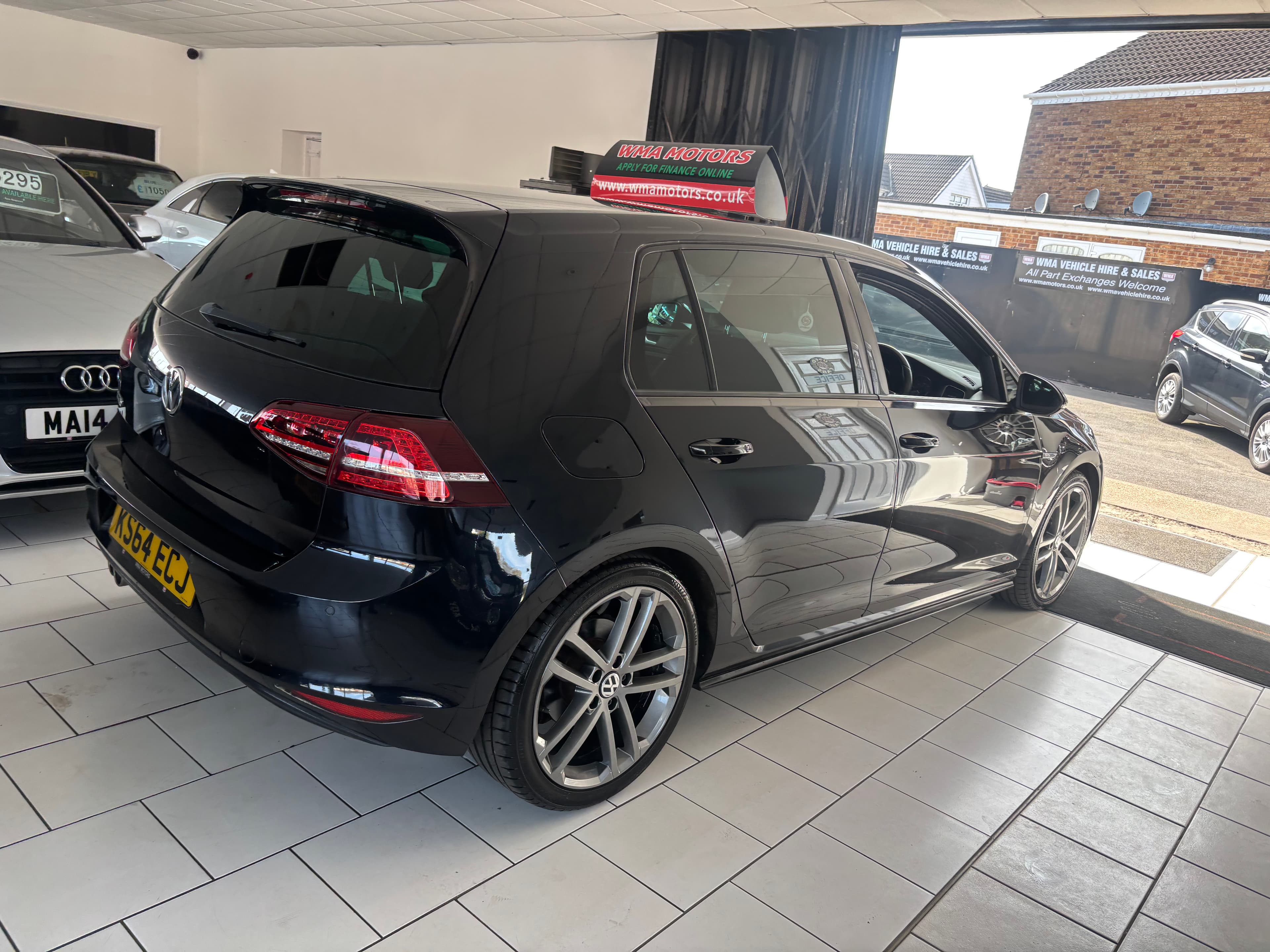 2014 Volkswagen Golf 2.0 TDI GTD 184 - image 5
