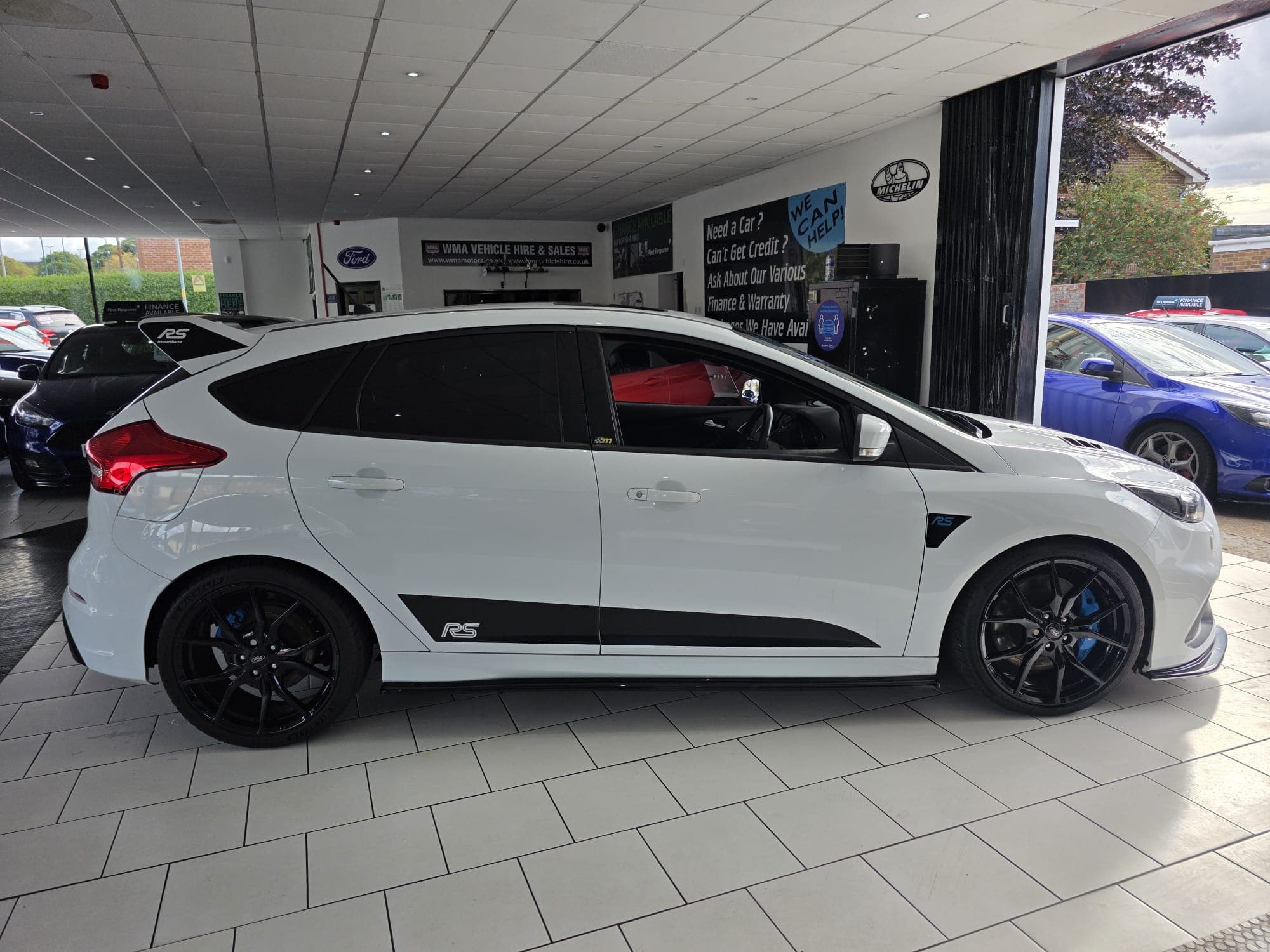 2017 Ford Focus Rs 2.3 Mountune - image 3