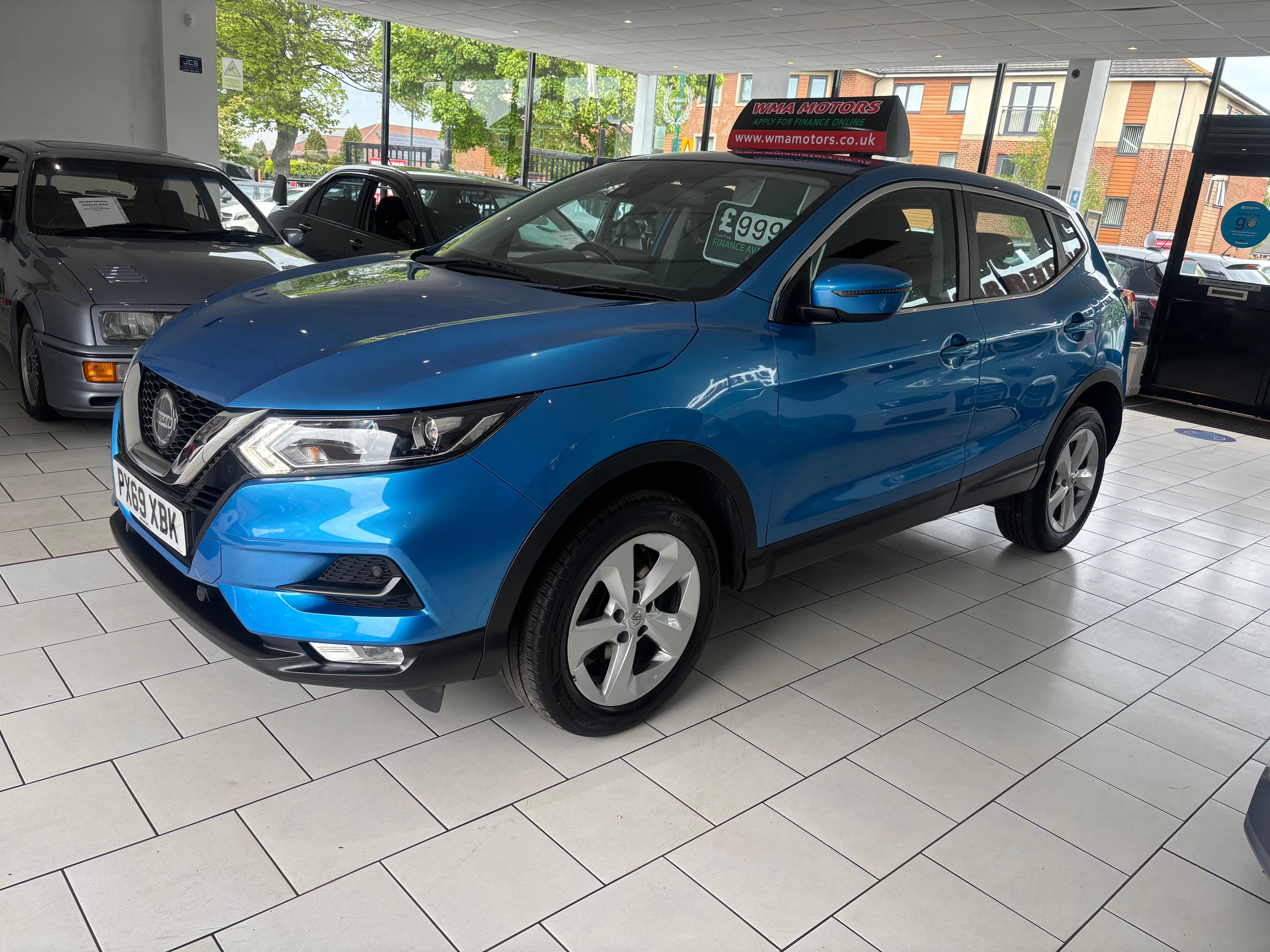 2019 Nissan QASHQAI 1.5 dCi 115 Acenta Premium 5dr - image 8