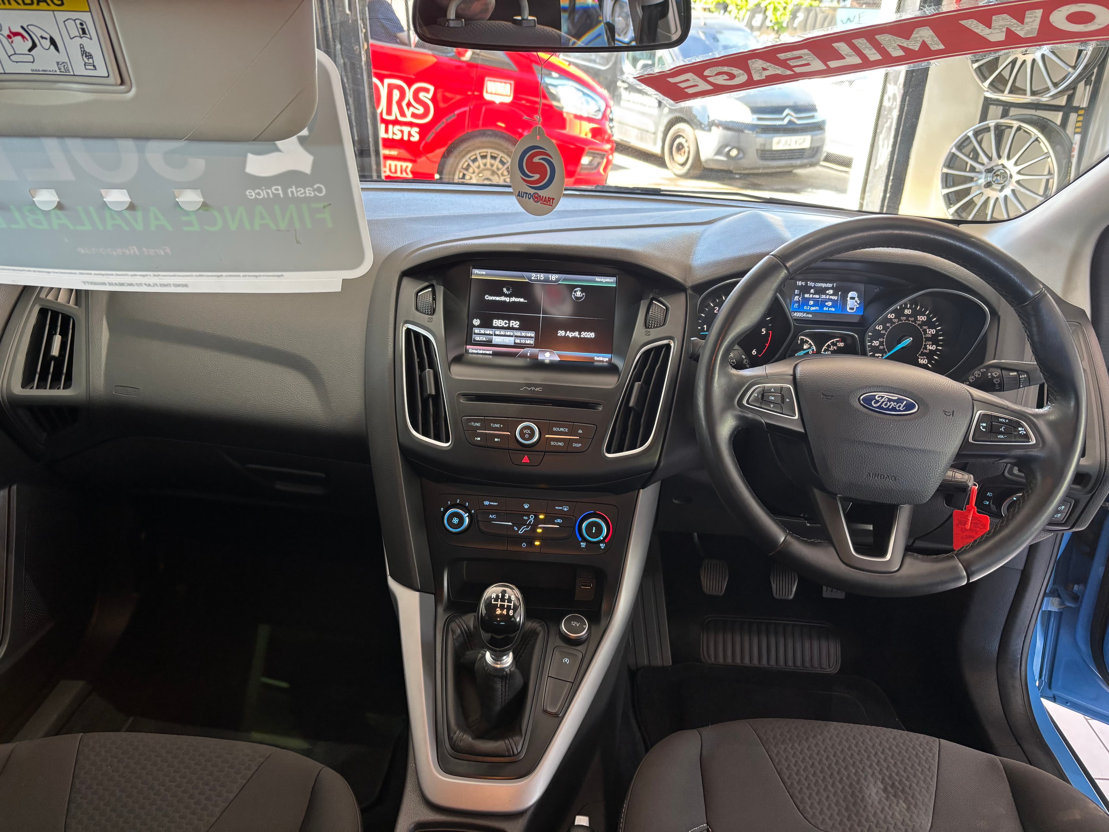 2016 Ford FOCUS 1.5 TDCi 120 Zetec 5dr - image 12
