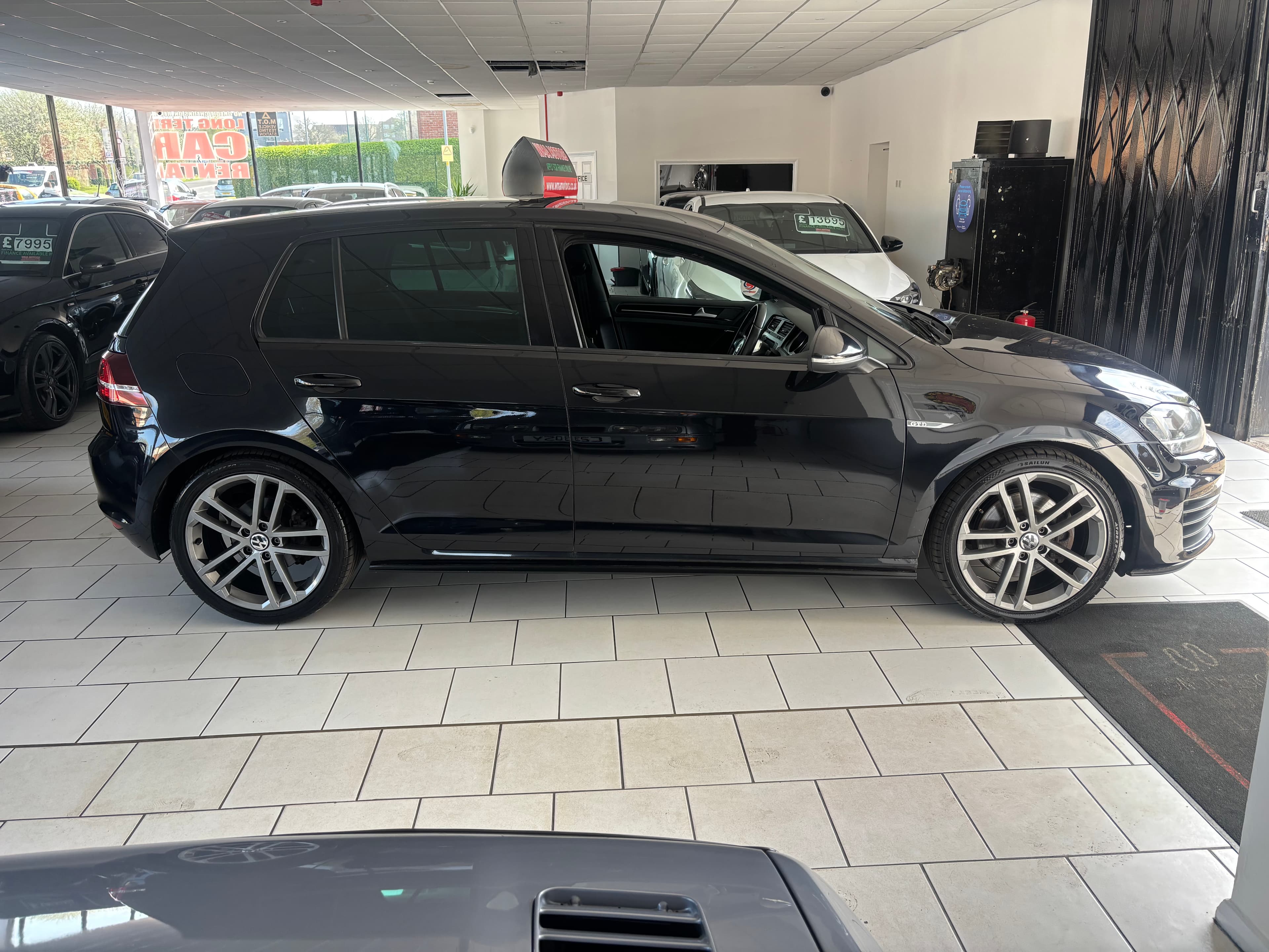 2014 Volkswagen Golf 2.0 TDI GTD 184 - image 4