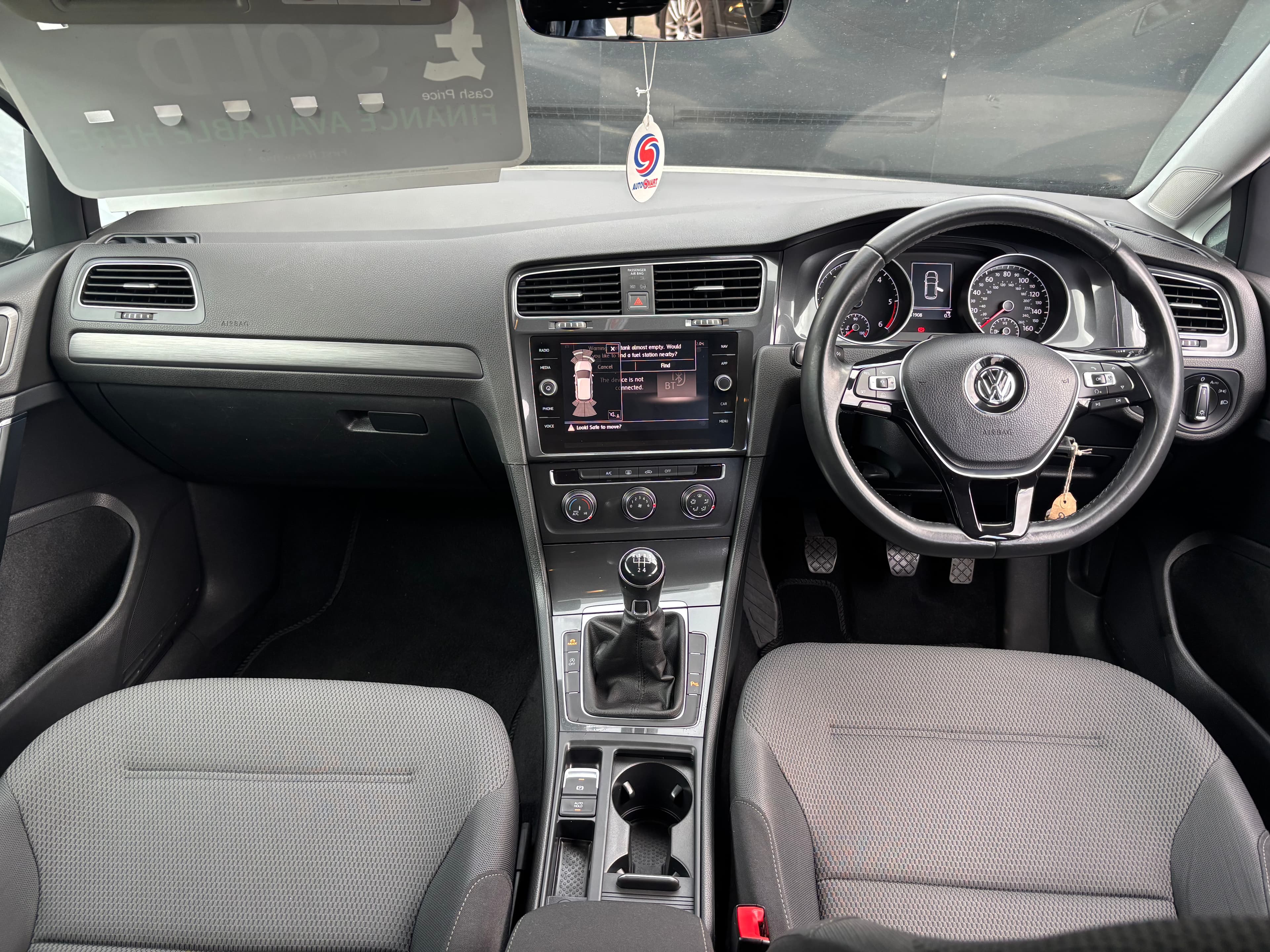 2017 Volkswagen Golf 1.6 TDI Nav - image 11