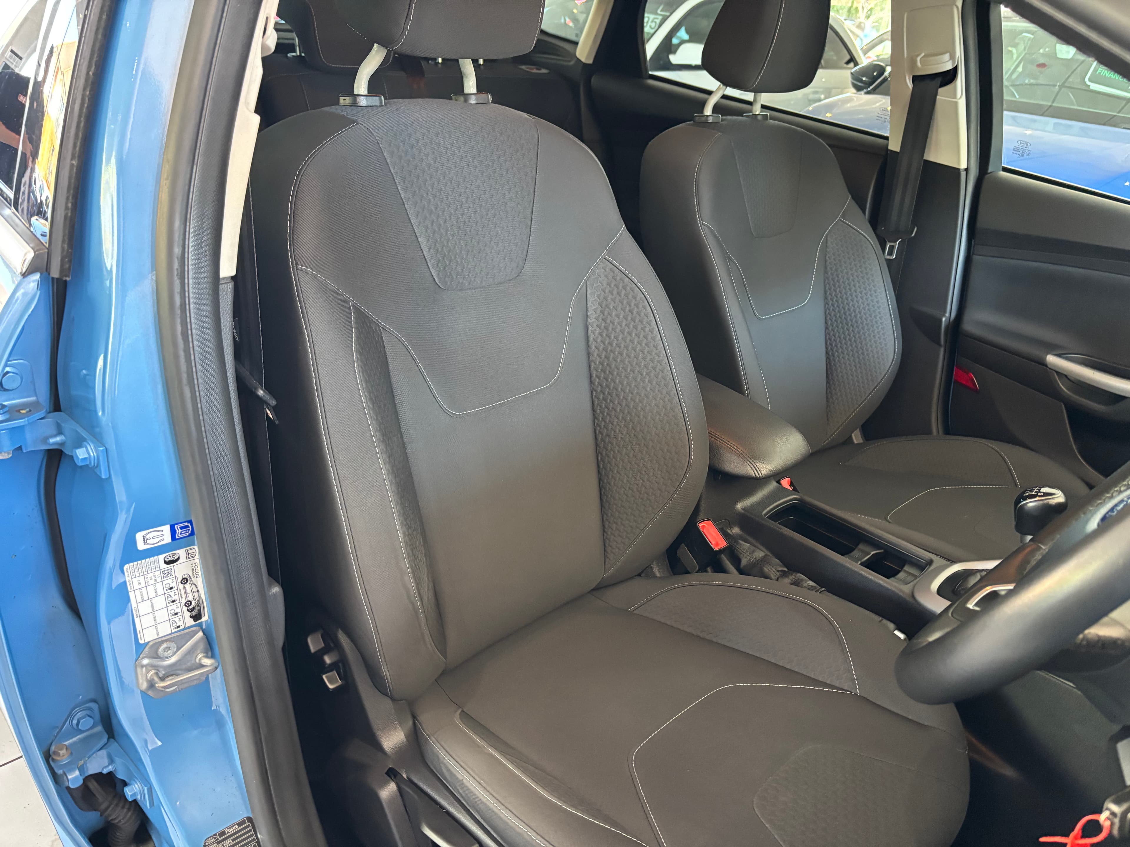 2016 Ford FOCUS 1.5 TDCi 120 Zetec 5dr - image 10