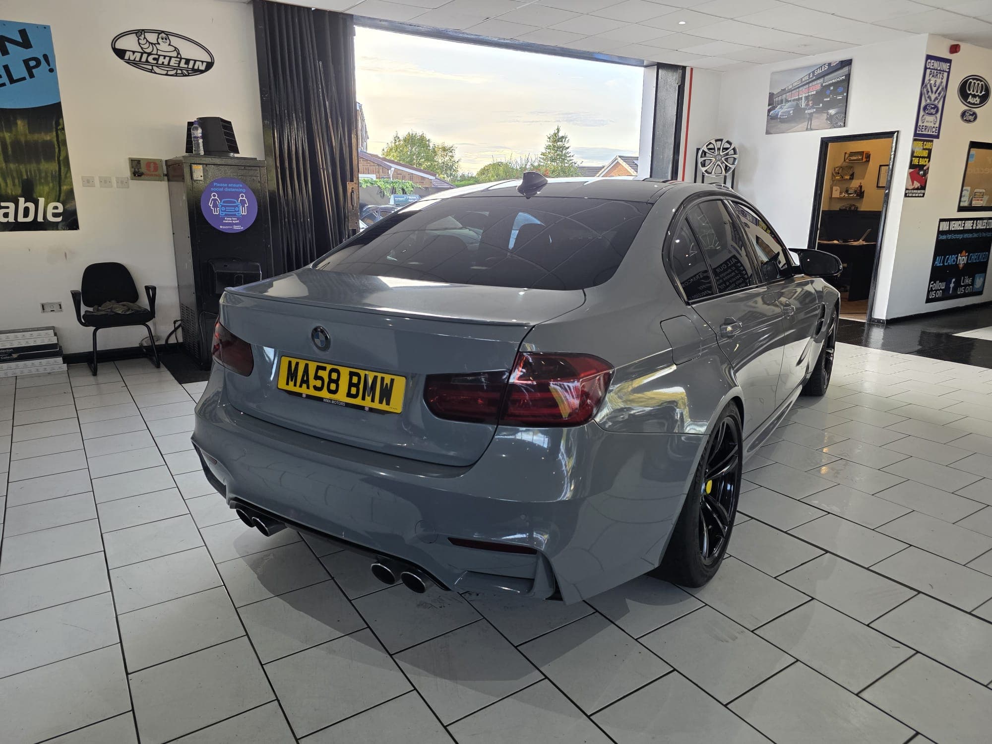 2015 Bmw M3 - image 5