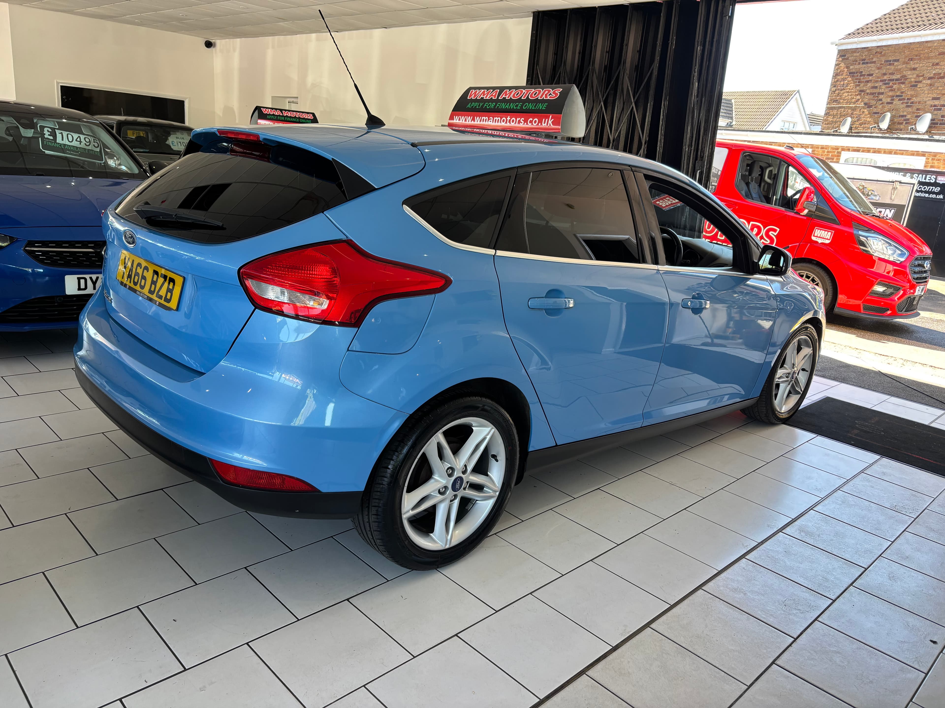 2016 Ford FOCUS 1.5 TDCi 120 Zetec 5dr - image 5