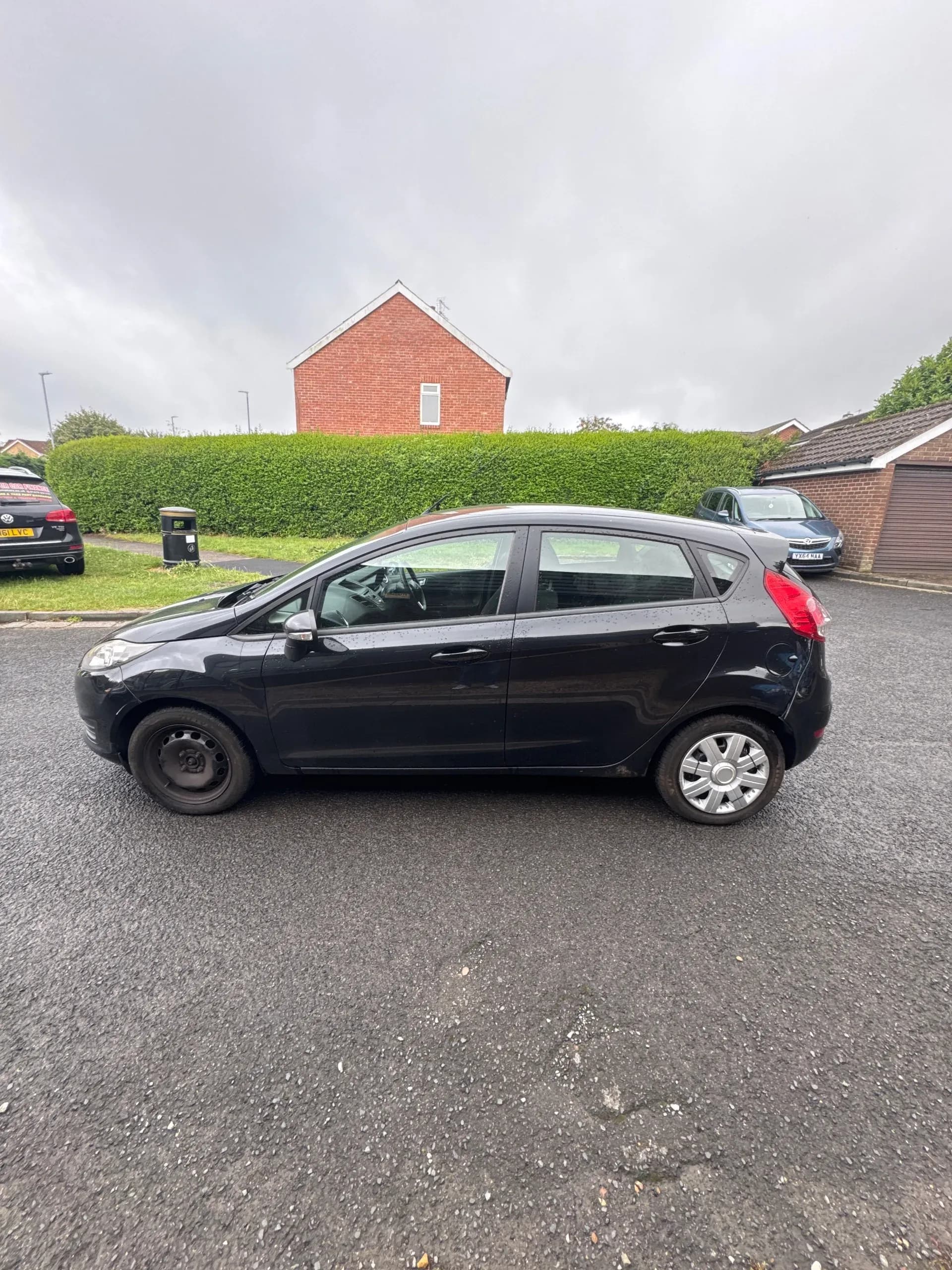 Vehicle photo — ns profile