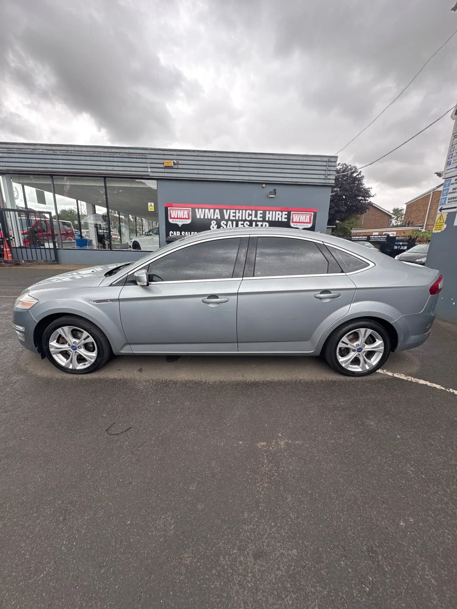 Vehicle photo — ns profile
