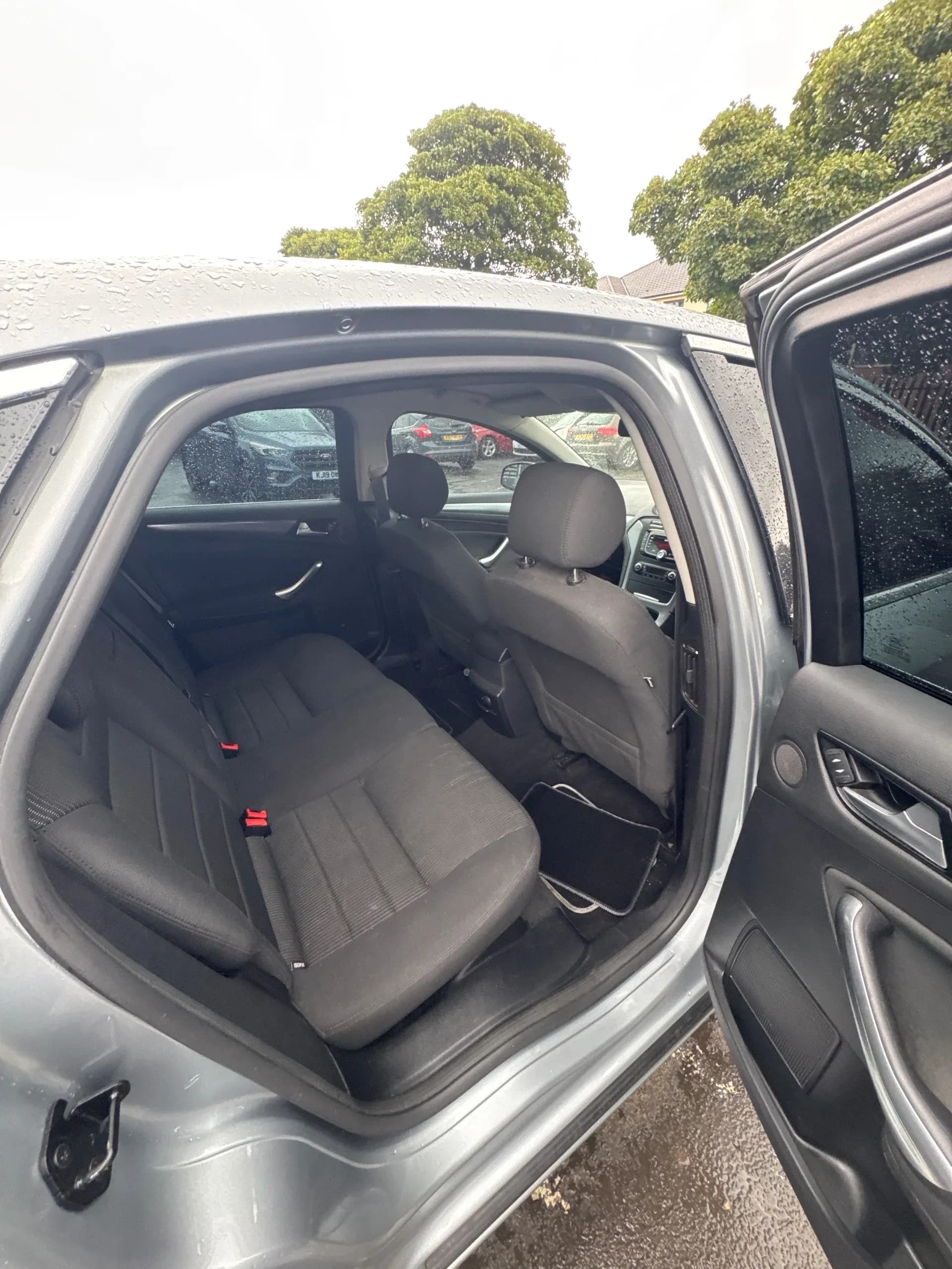 Vehicle photo — rear interior