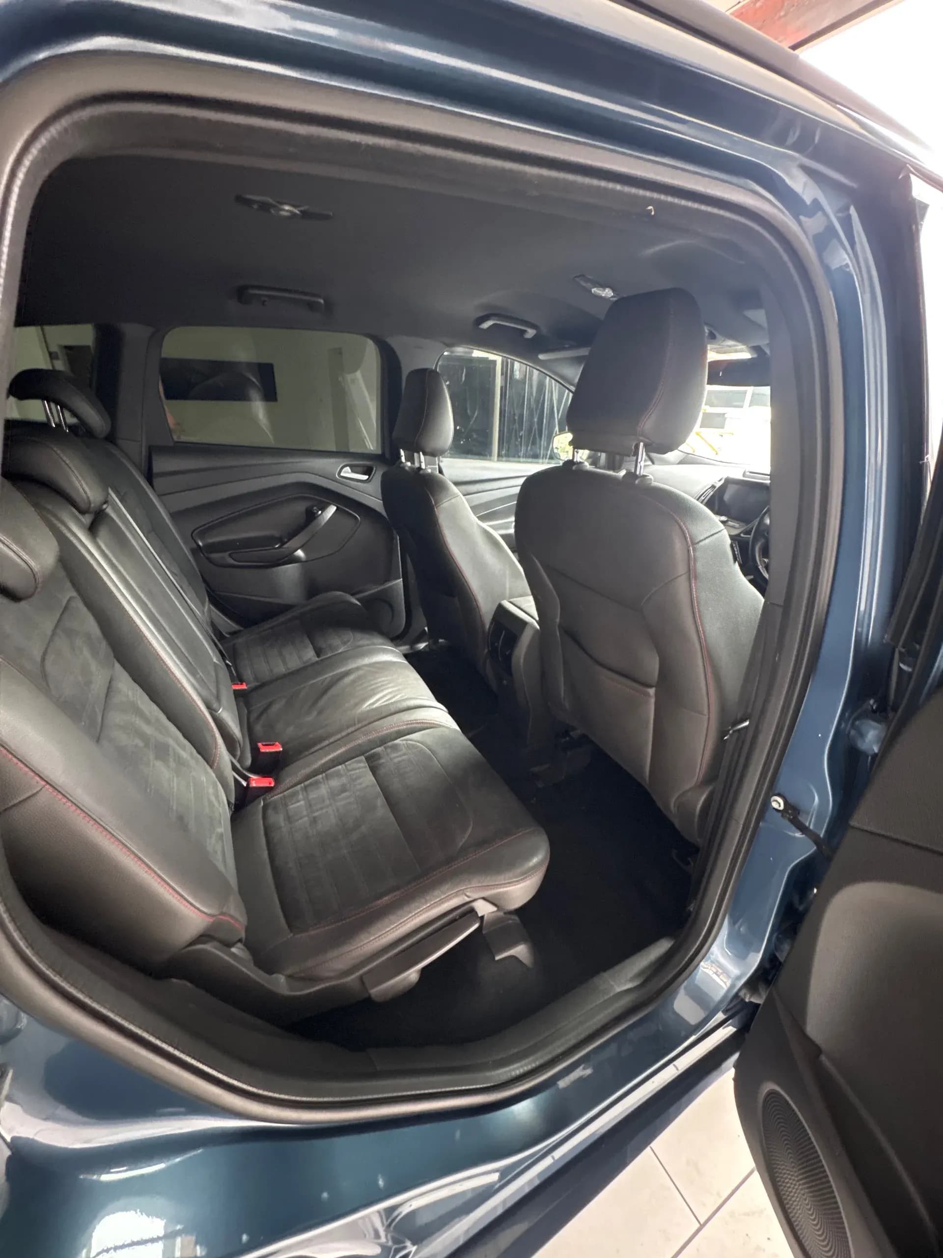 Vehicle photo — rear interior