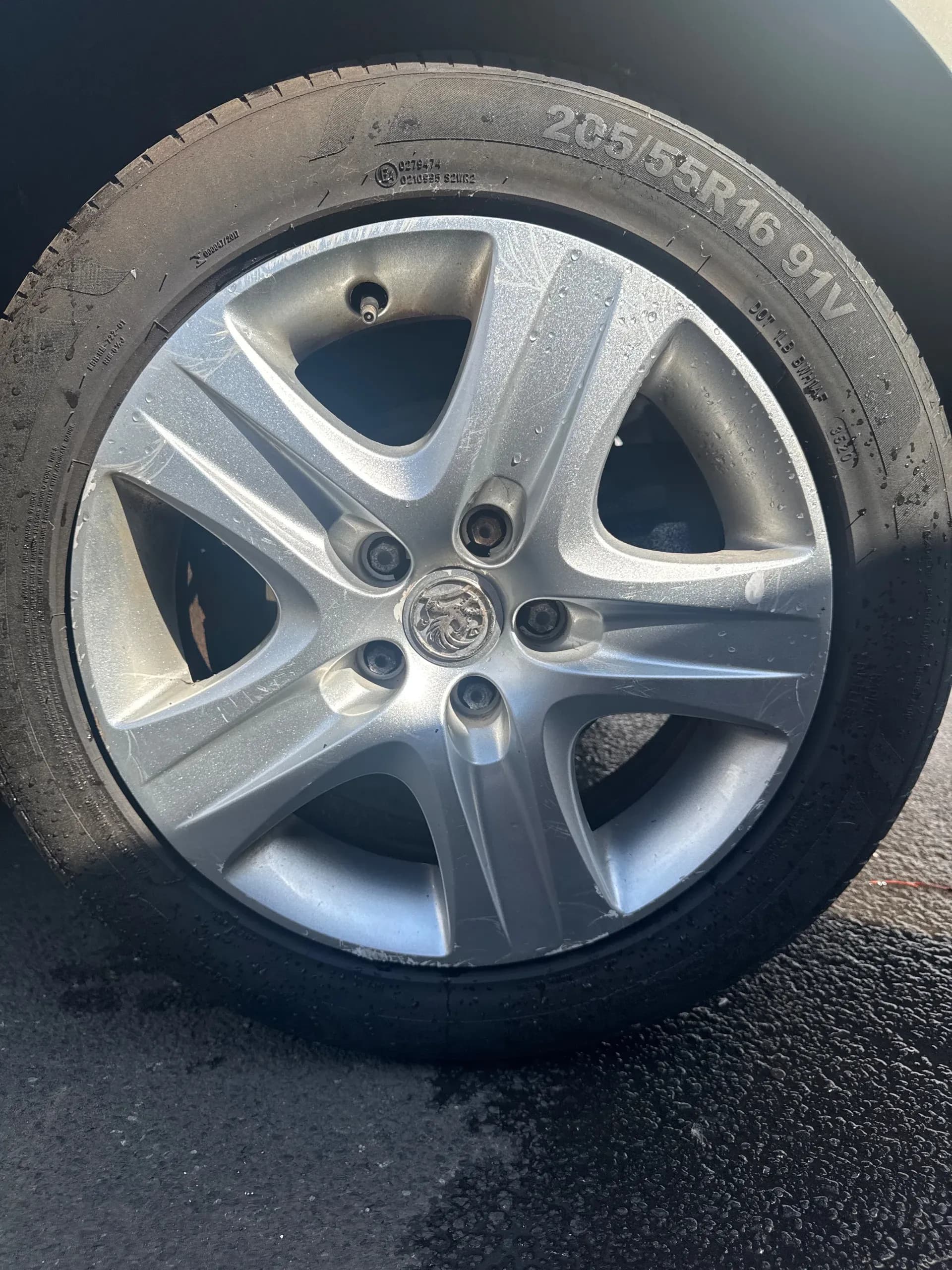 Vehicle photo — ns rear alloy