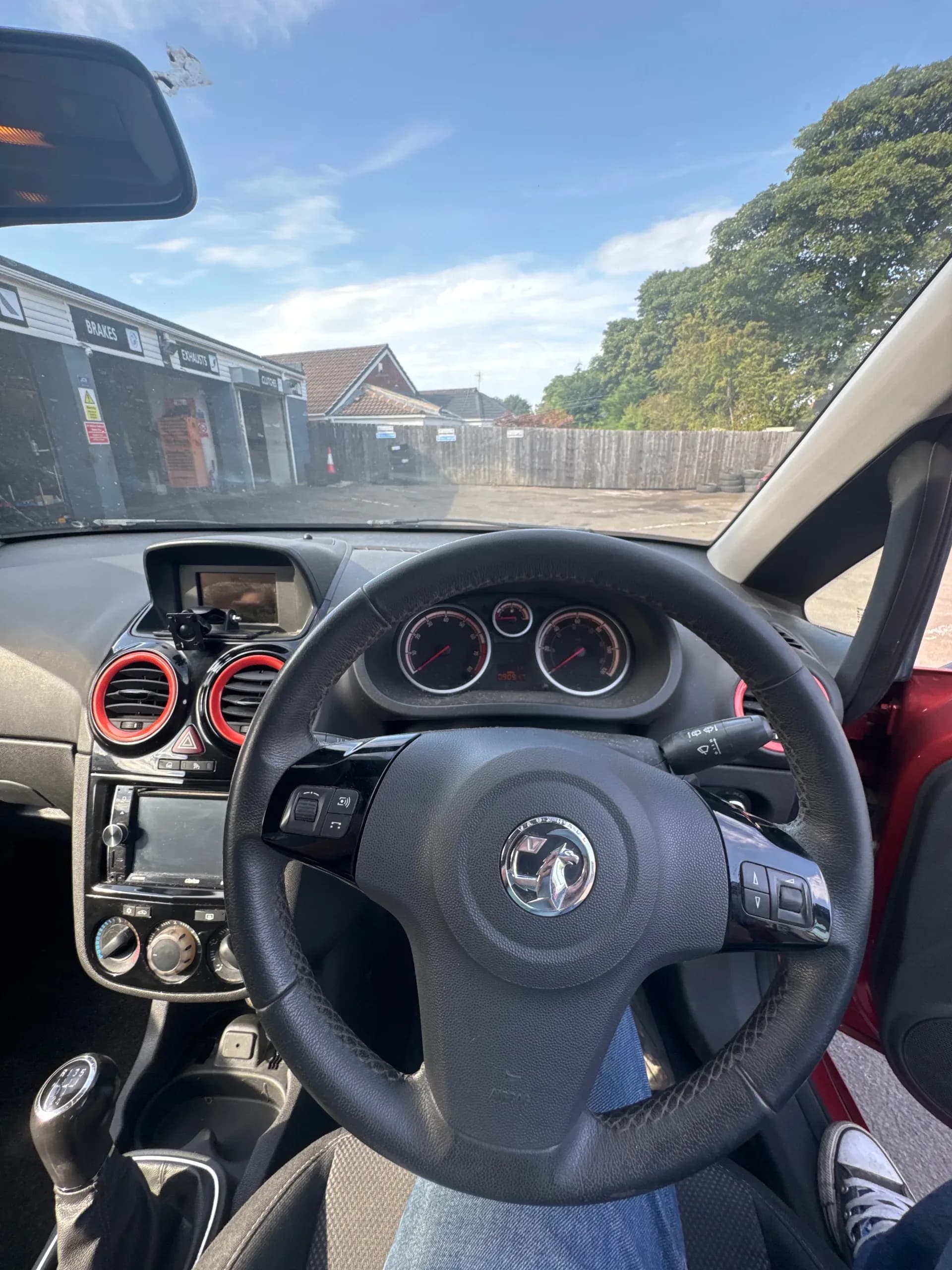Vehicle photo — dashboard