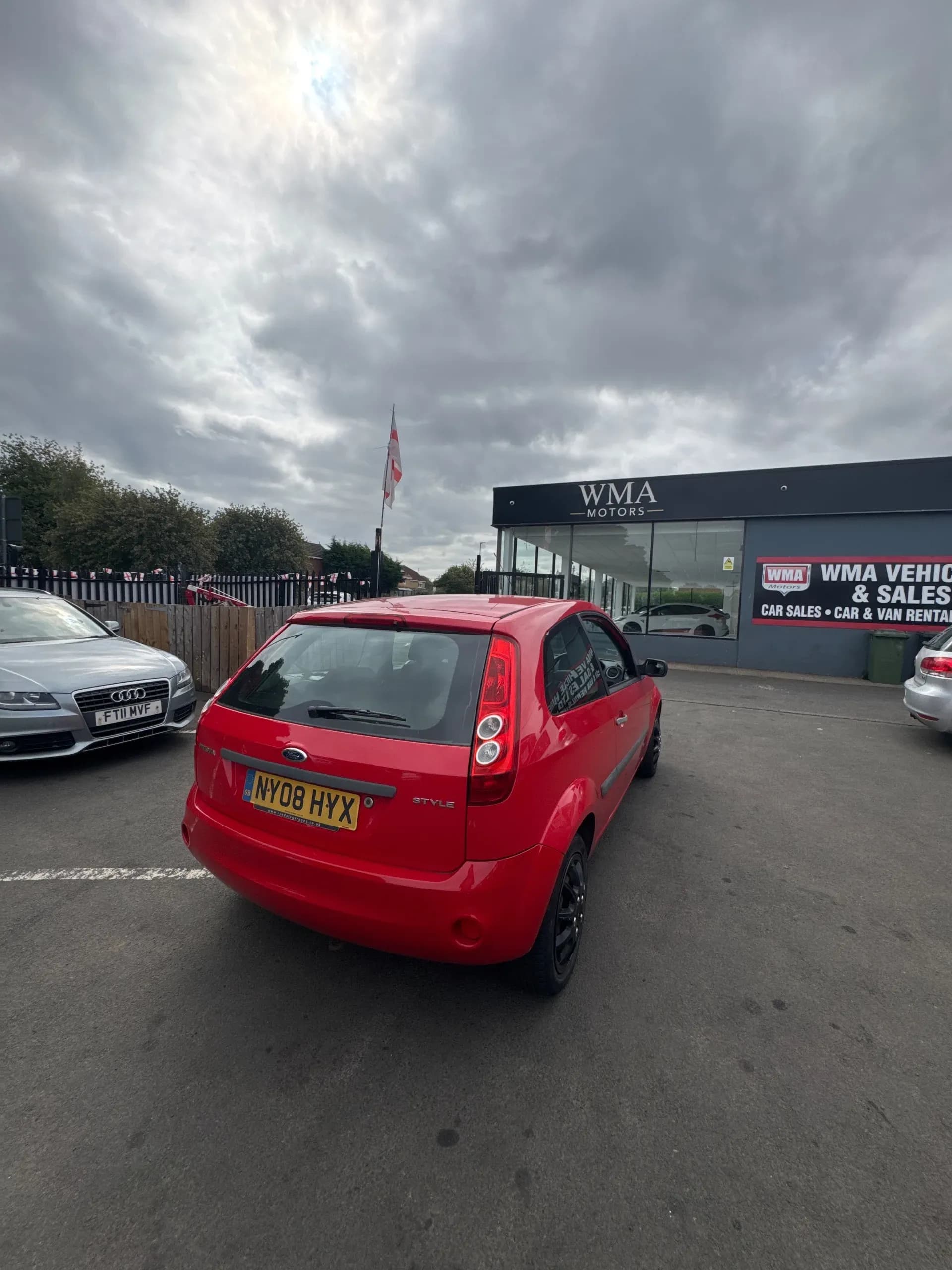 Vehicle photo — osr three quarter