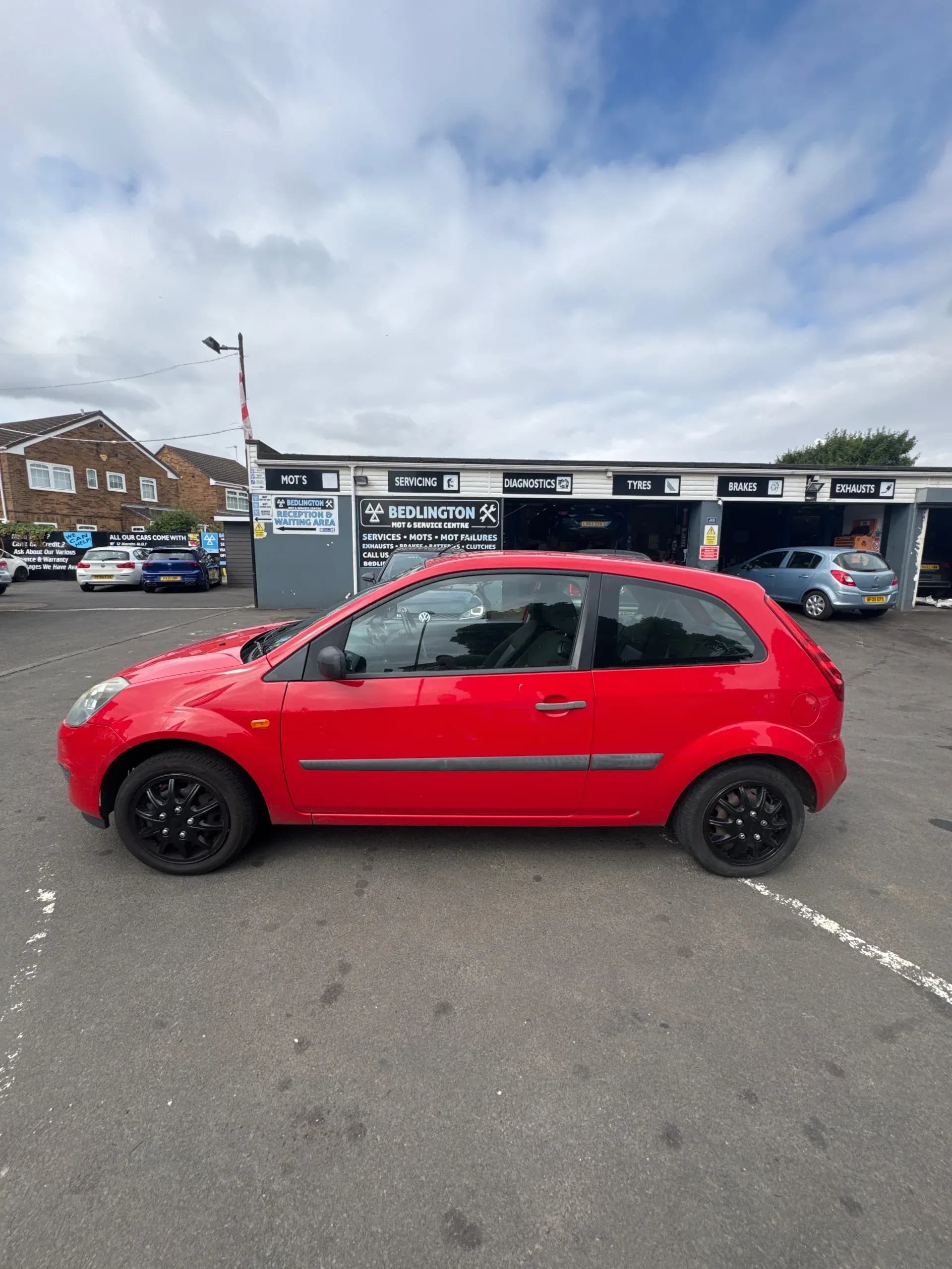 Vehicle photo — ns profile