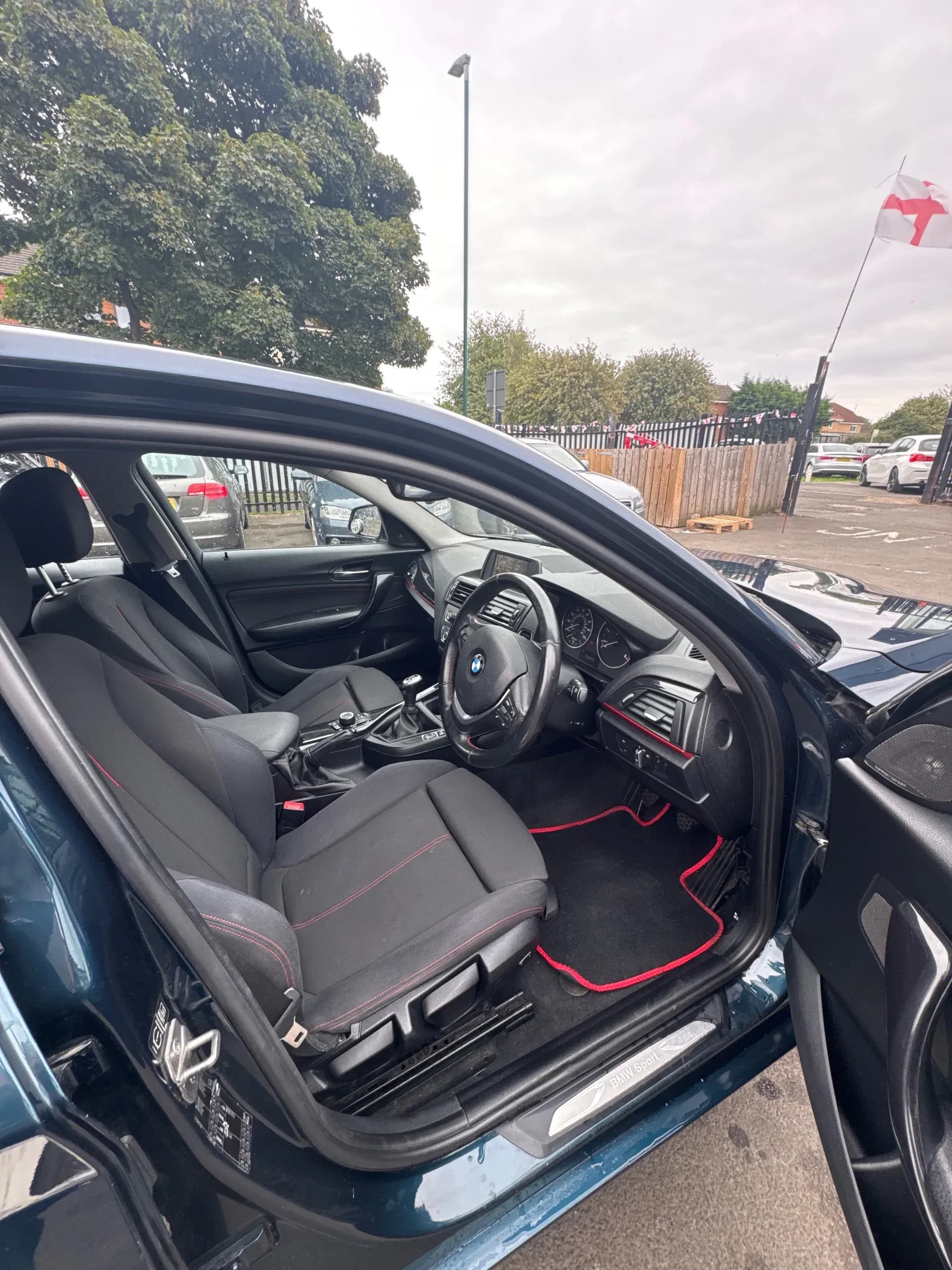 Vehicle photo — front interior