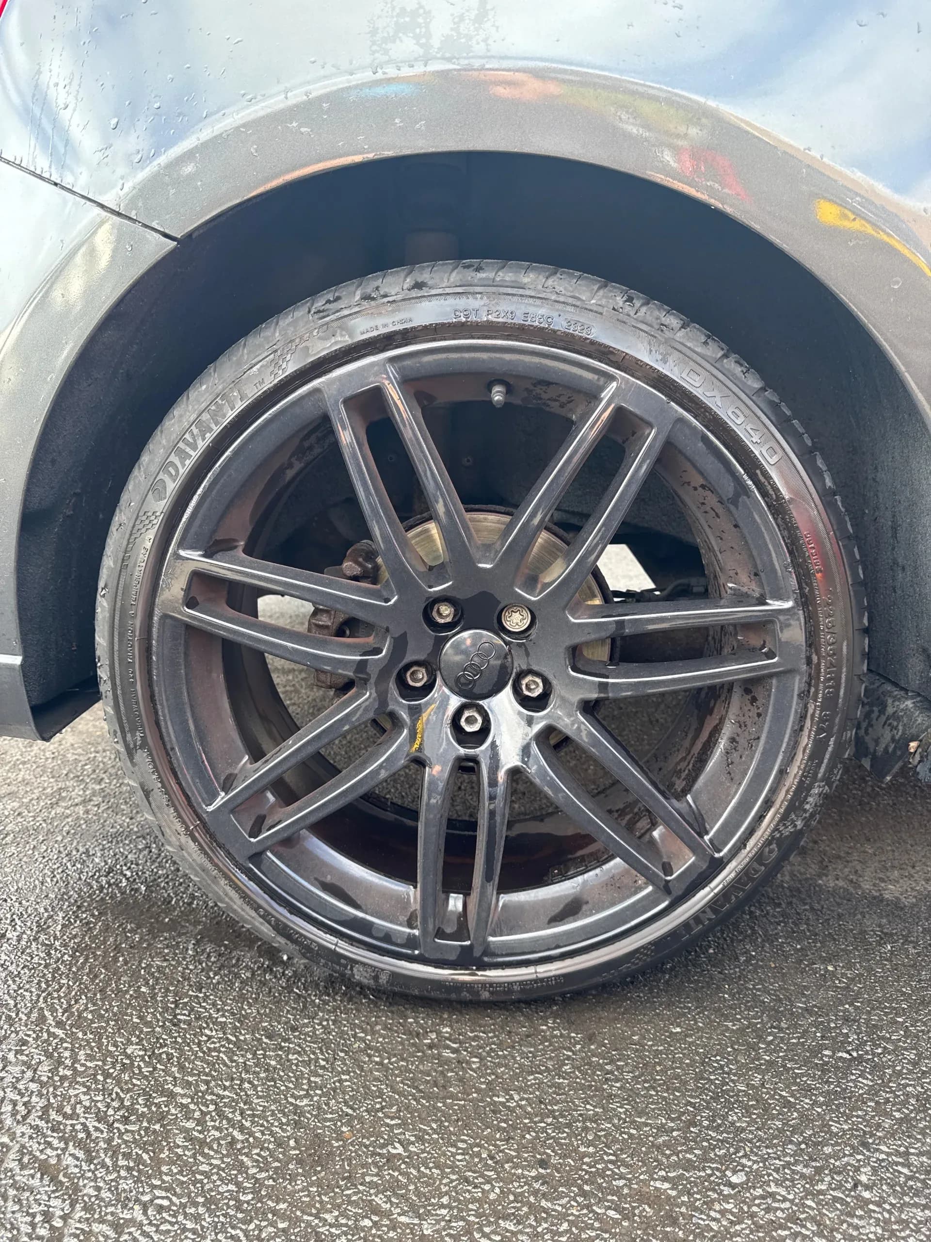 Vehicle photo — os rear alloy