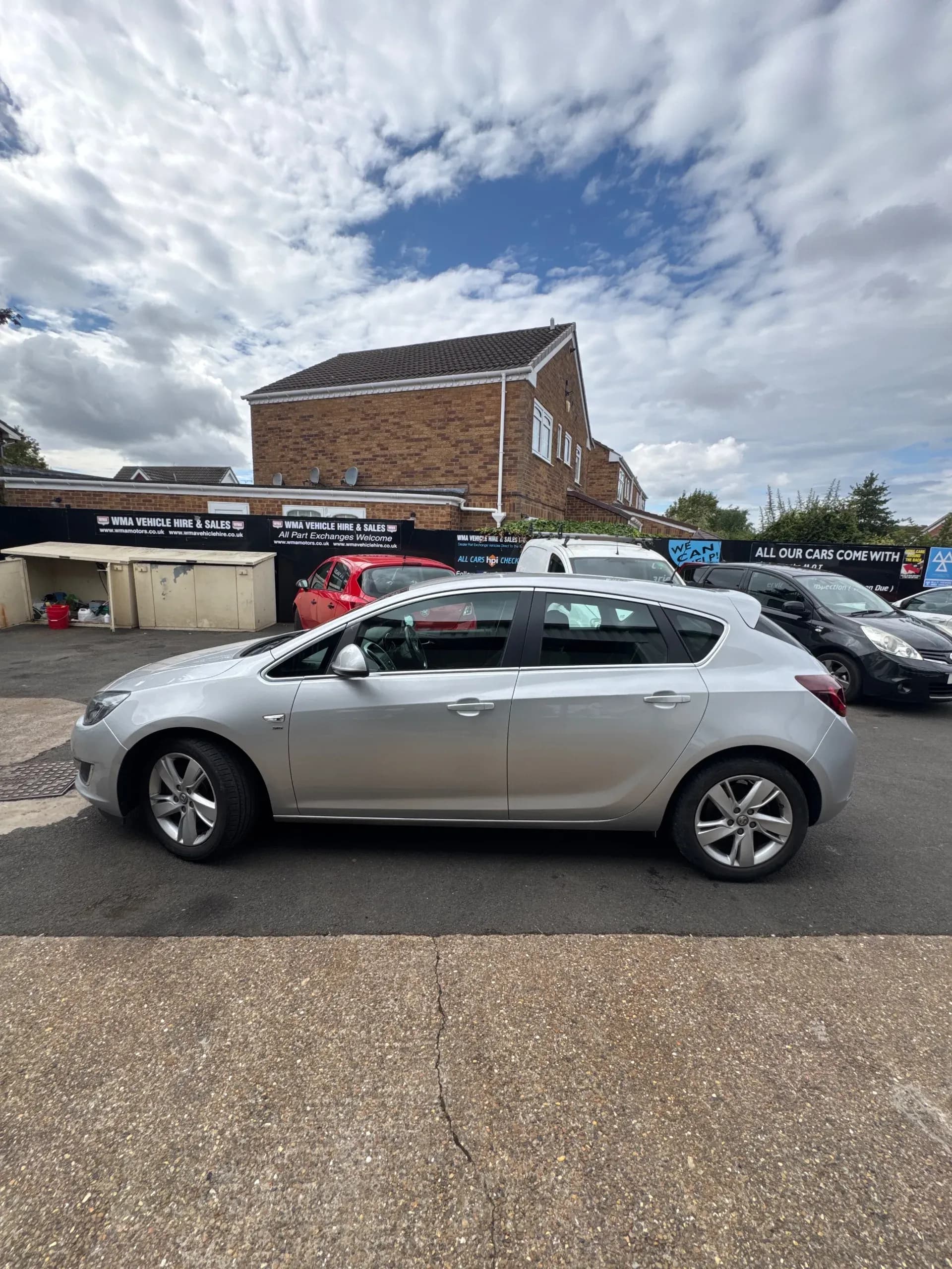 Vehicle photo — ns profile