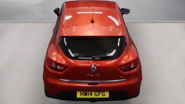 Vehicle photo — rear
