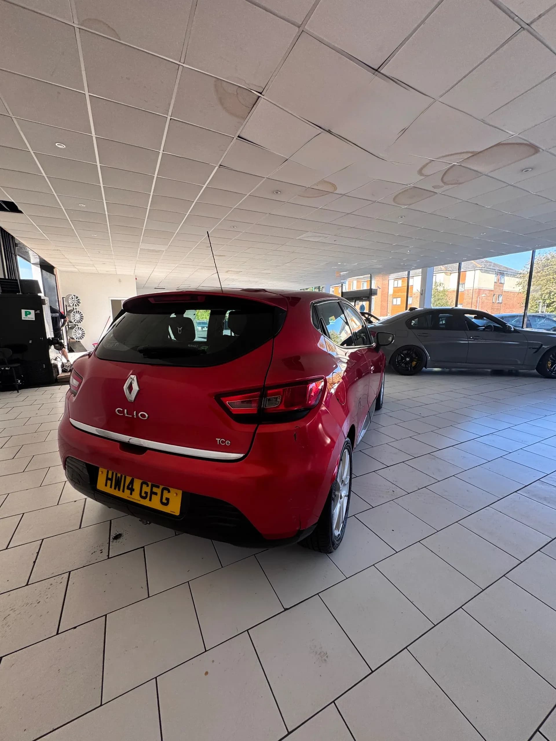 Vehicle photo — osr three quarter