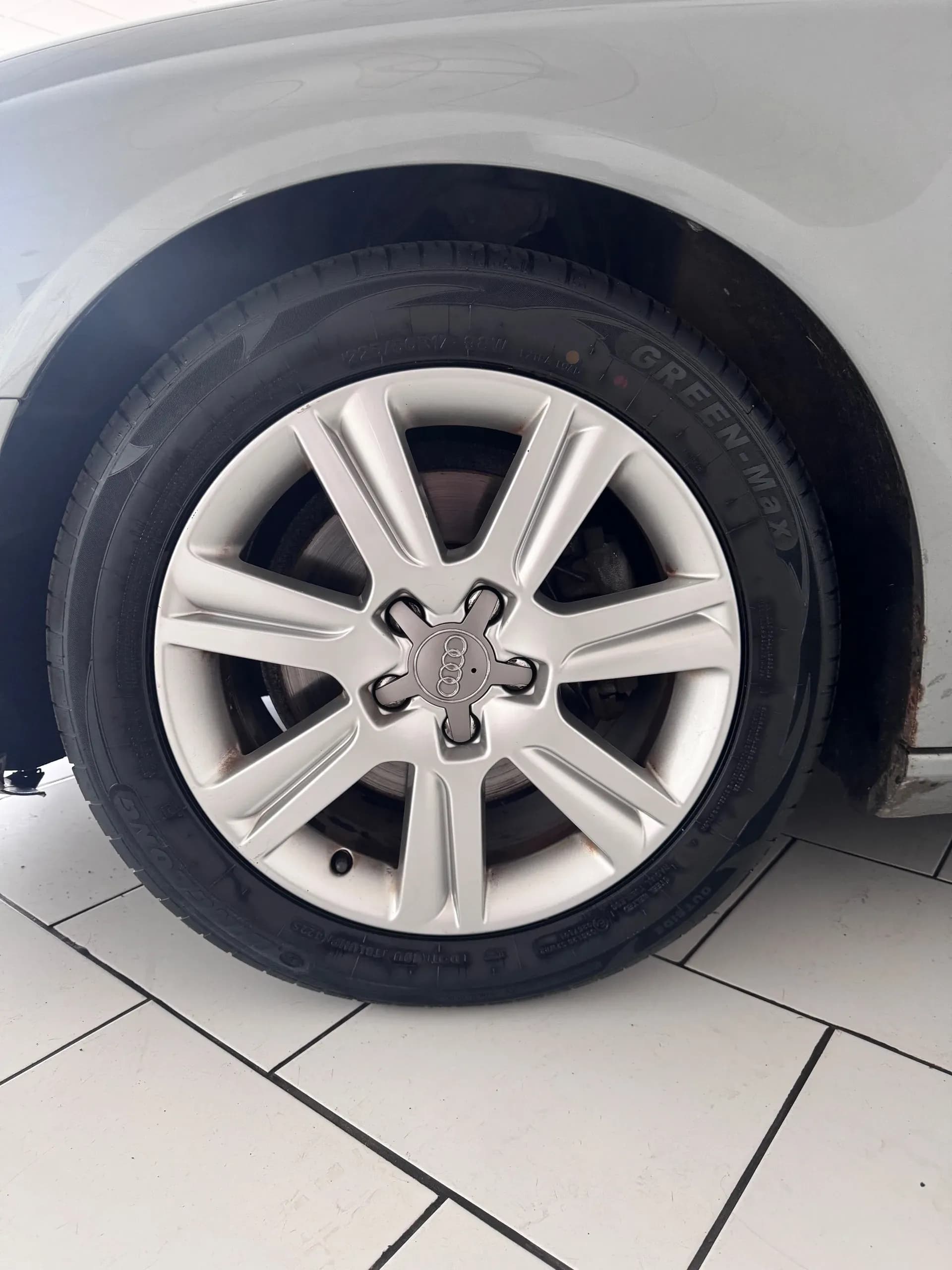 Vehicle photo — ns front alloy