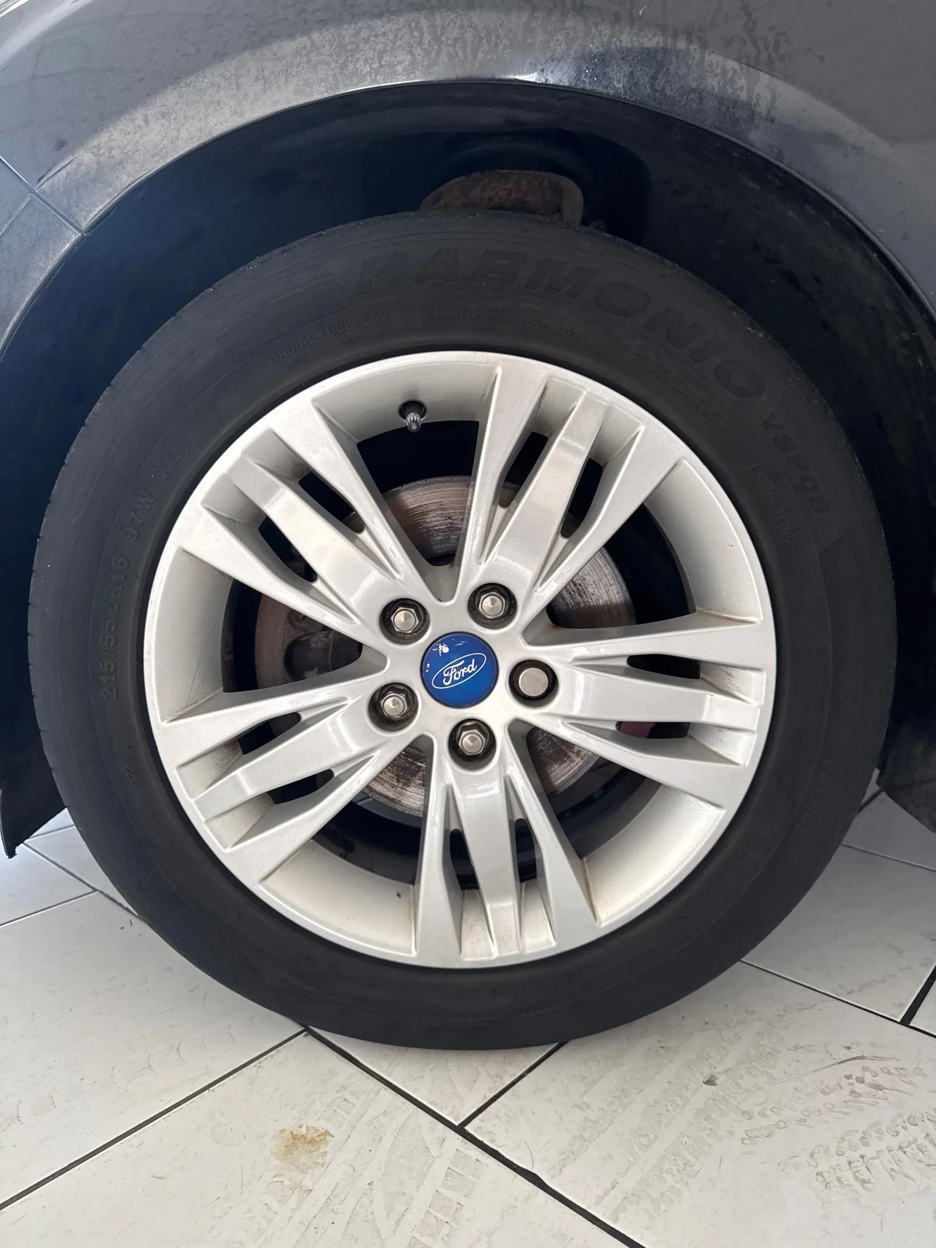 Vehicle photo — ns front alloy