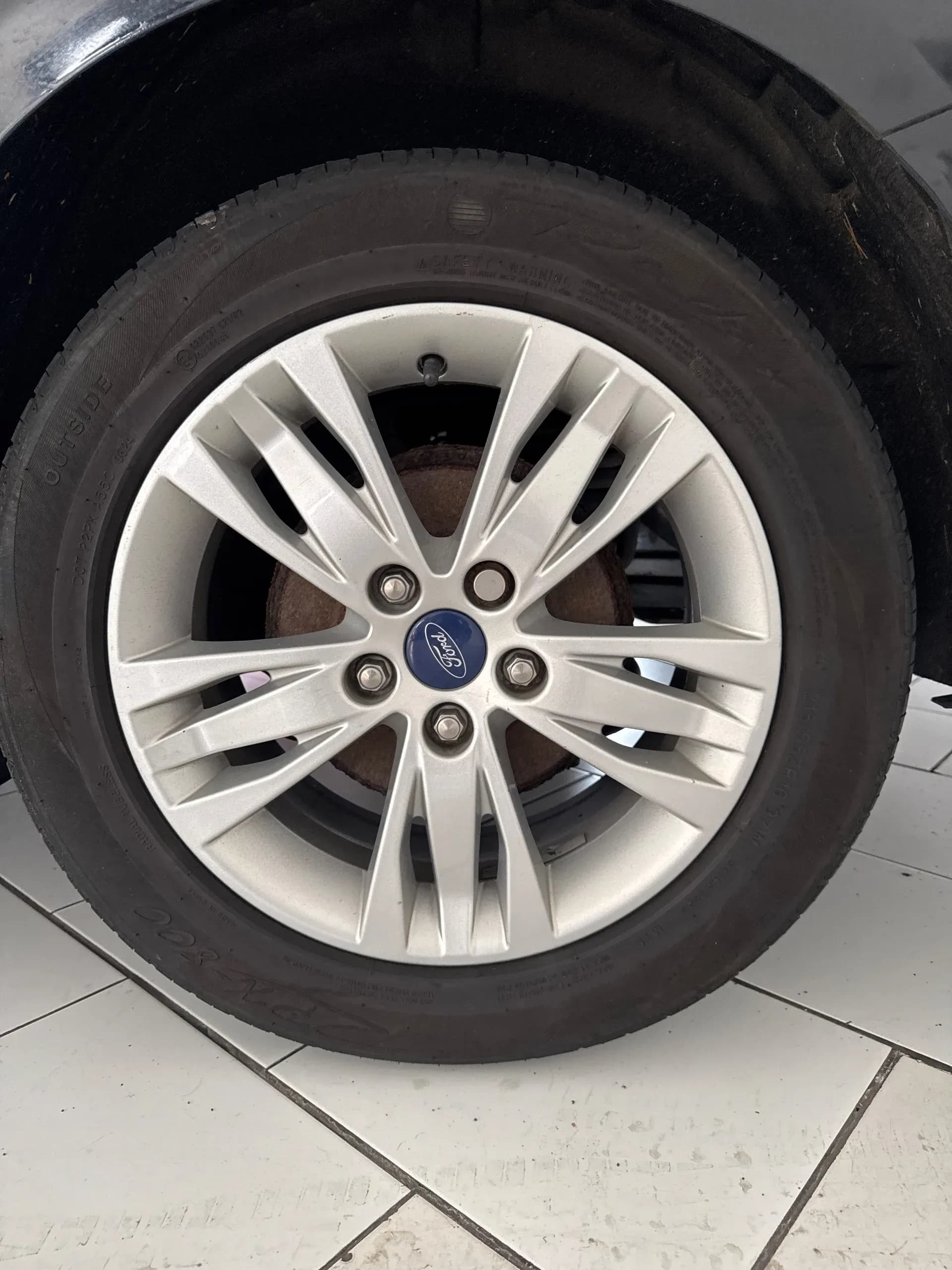 Vehicle photo — ns rear alloy