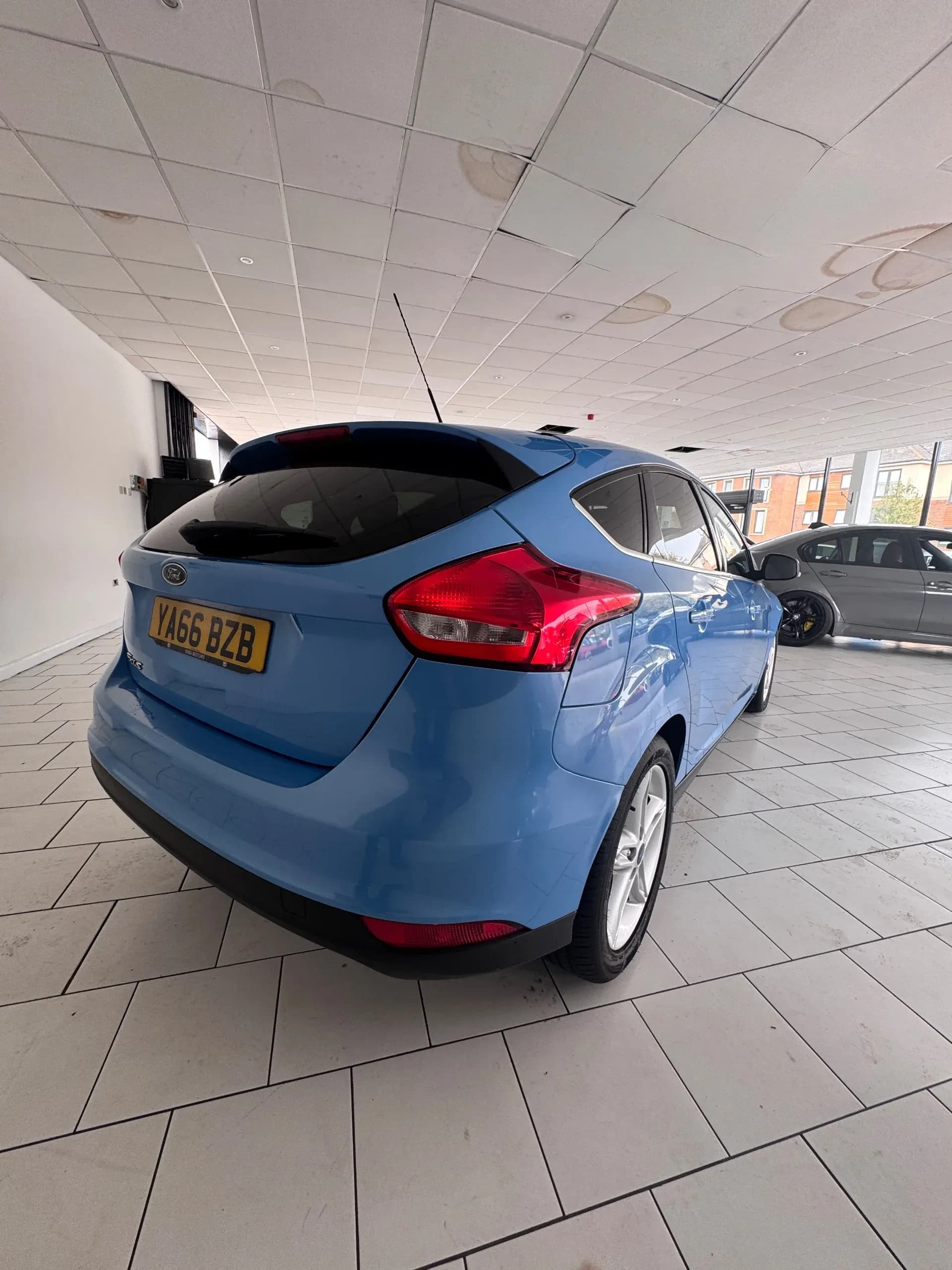 Vehicle photo — osr three quarter