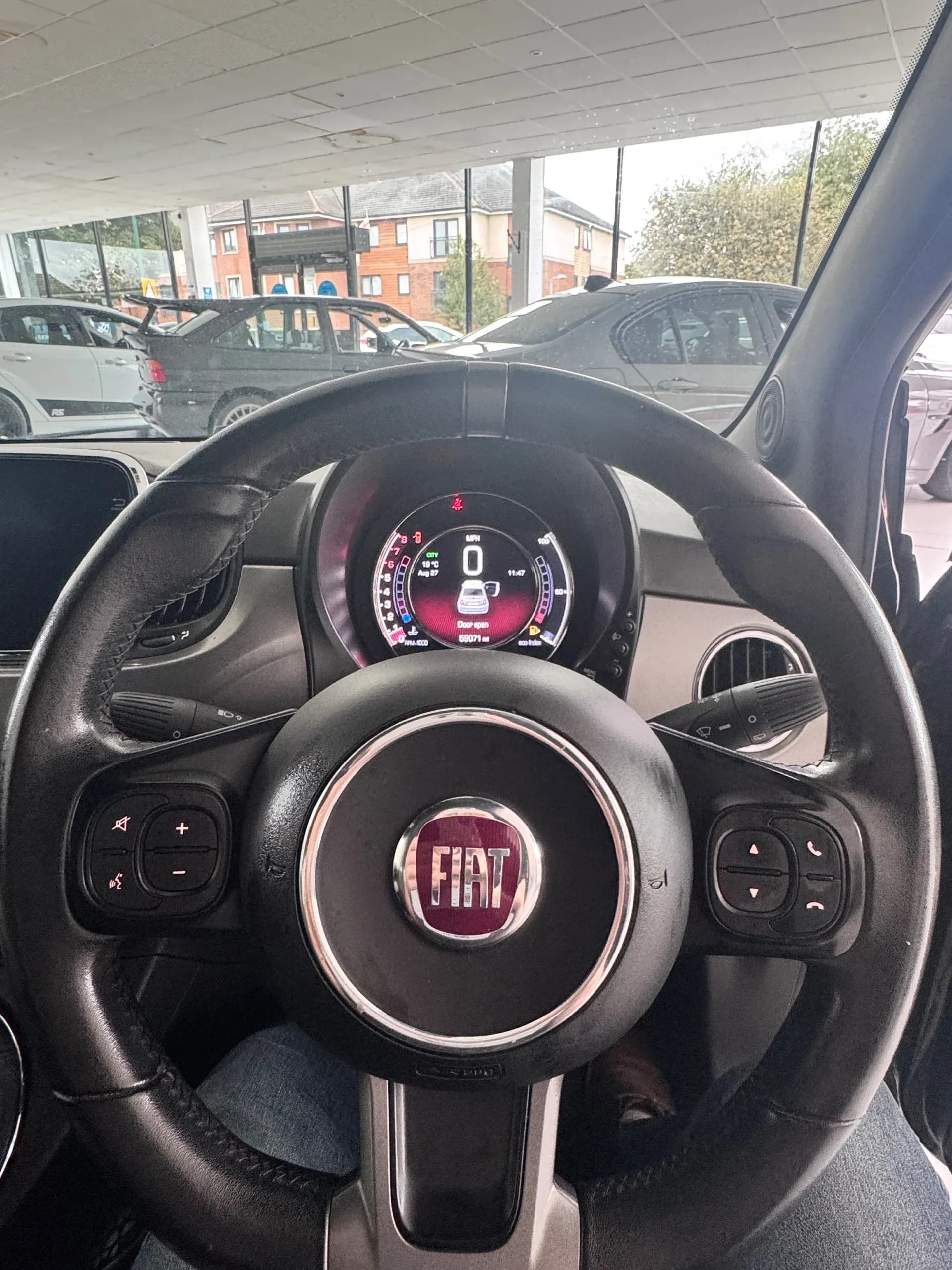 Vehicle photo — dashboard