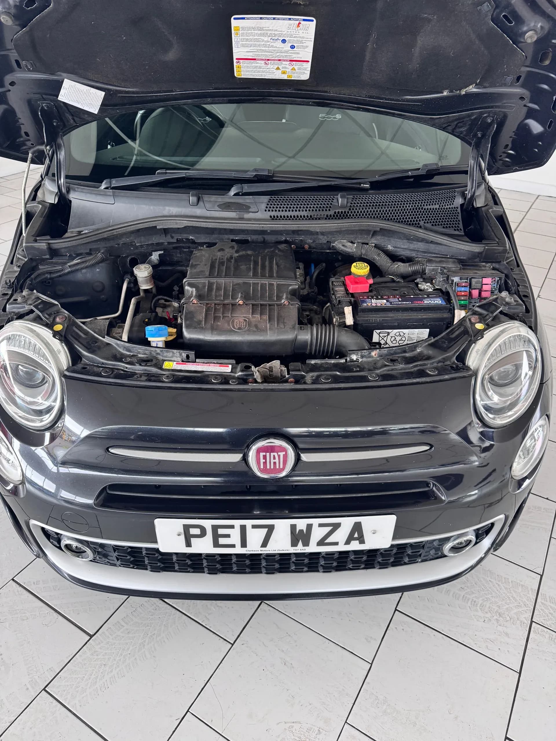 Vehicle photo — engine bay