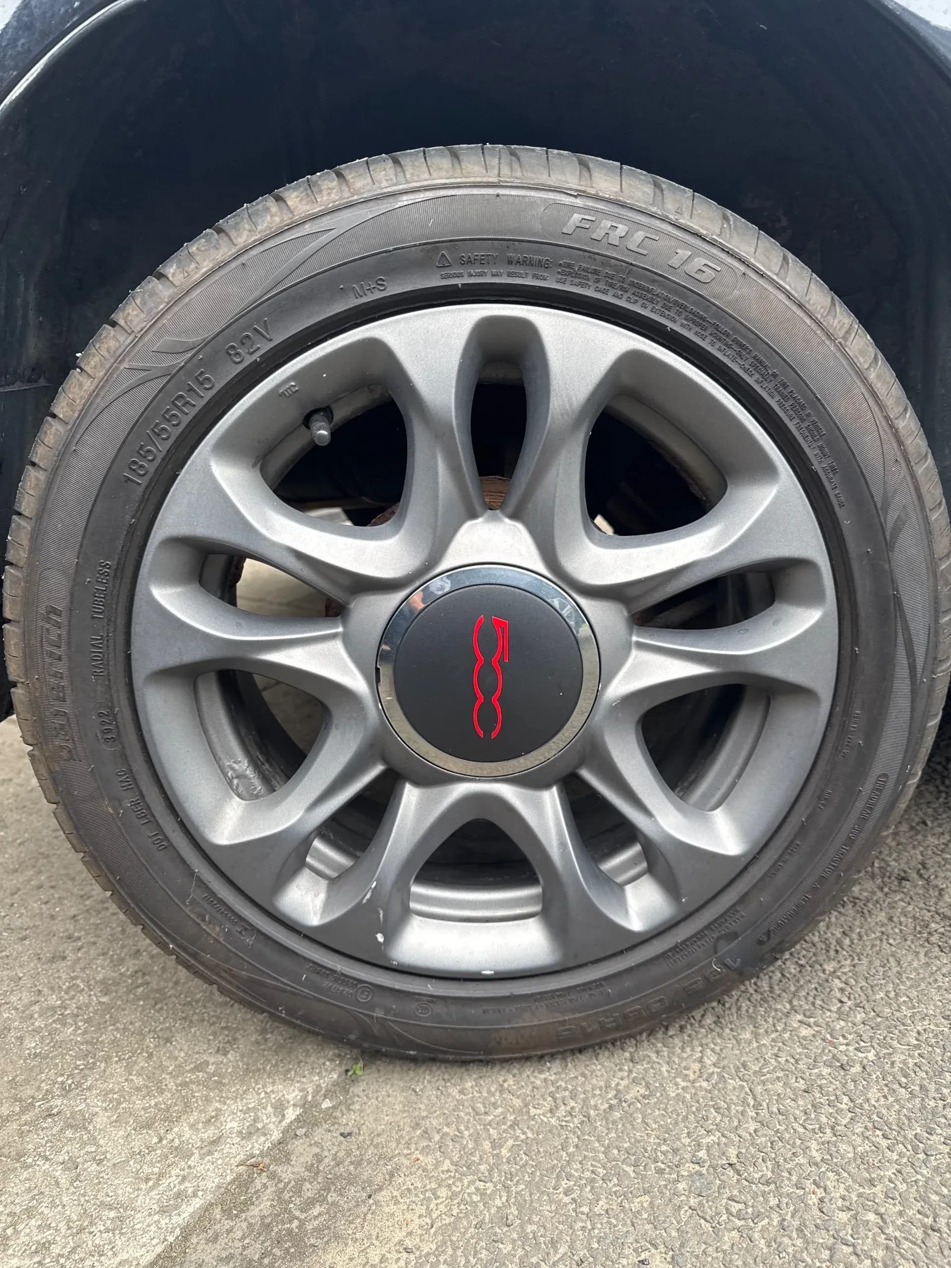 Vehicle photo — os rear alloy