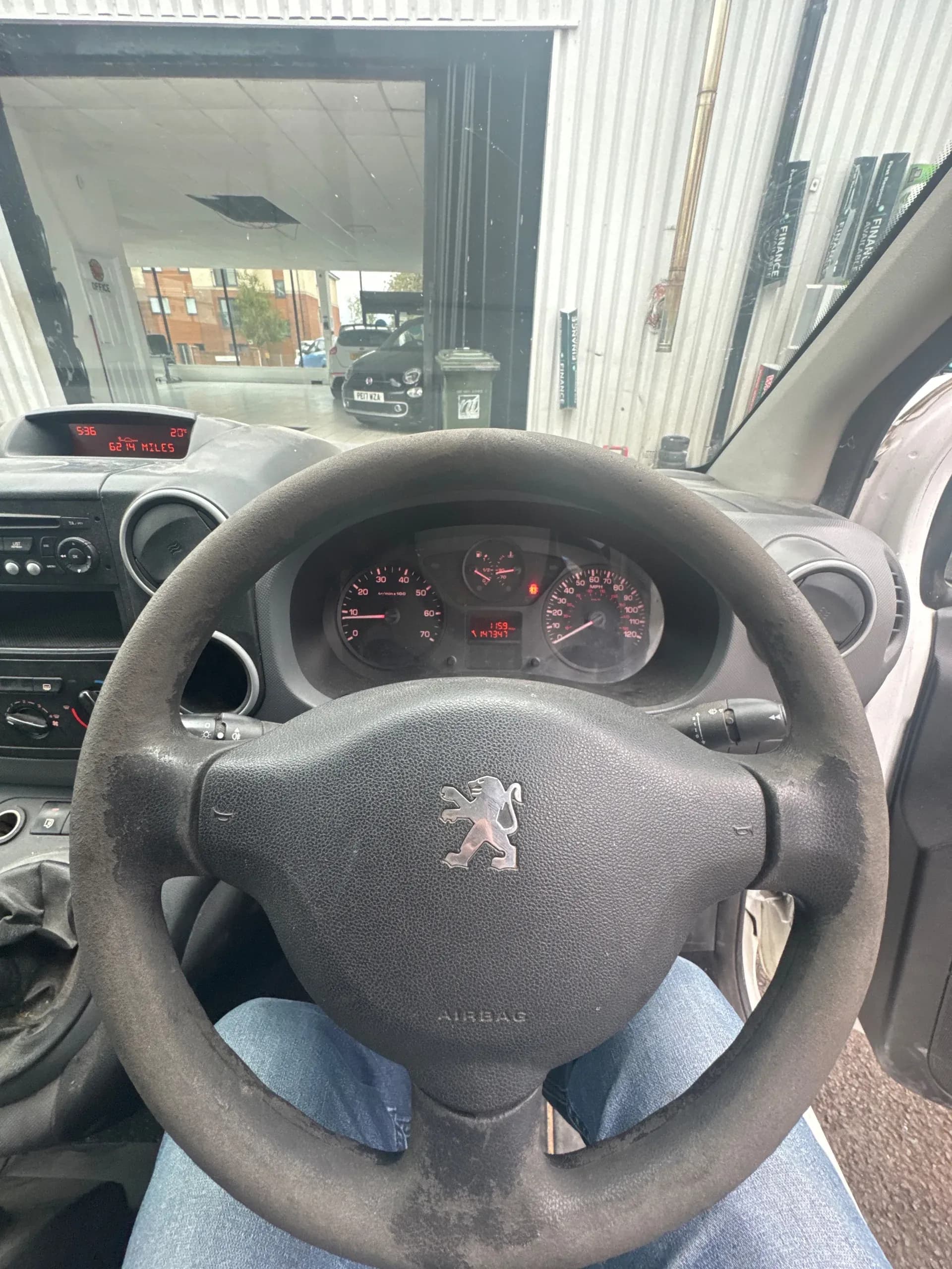 Vehicle photo — dashboard