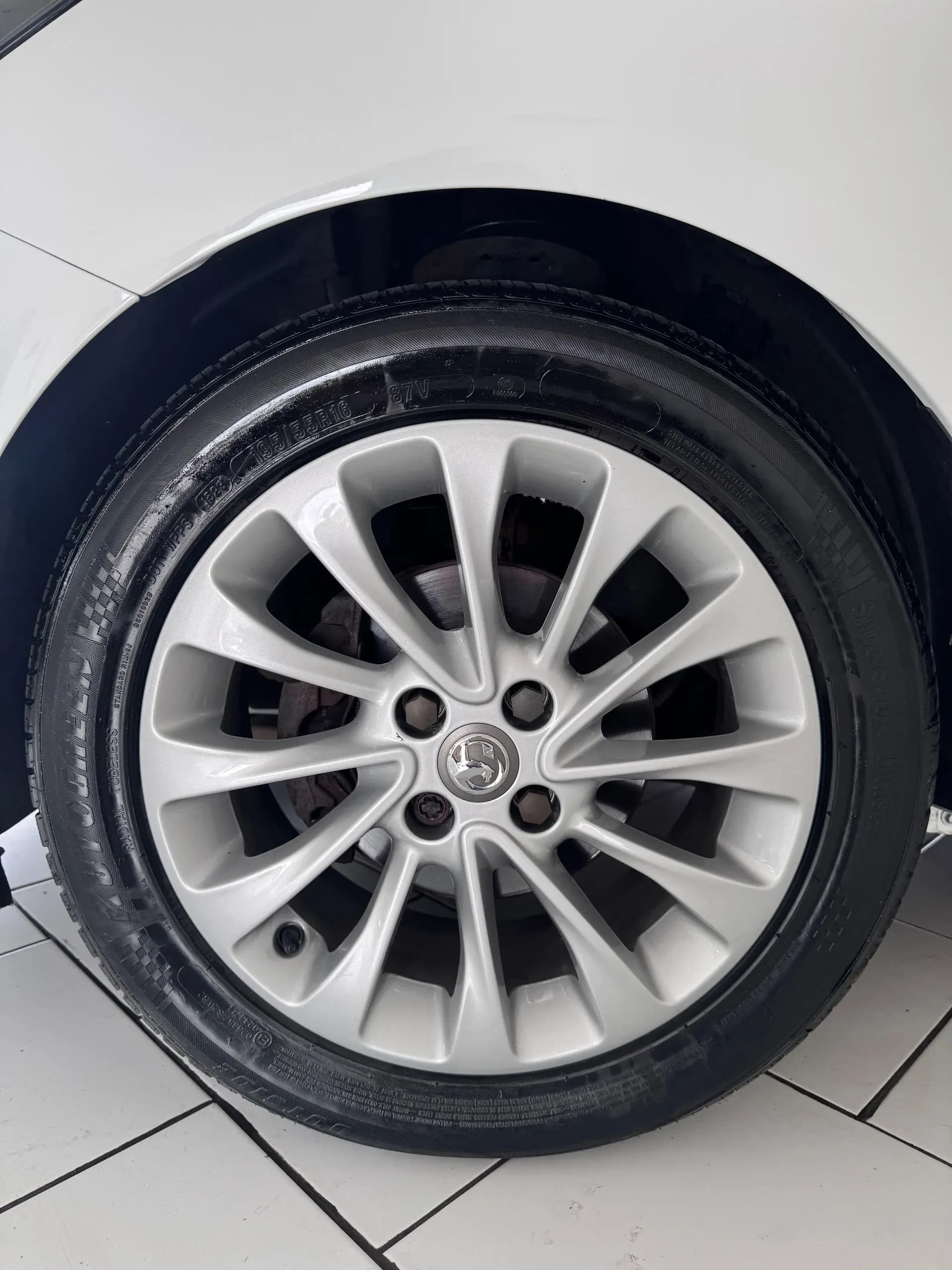Vehicle photo — ns front alloy