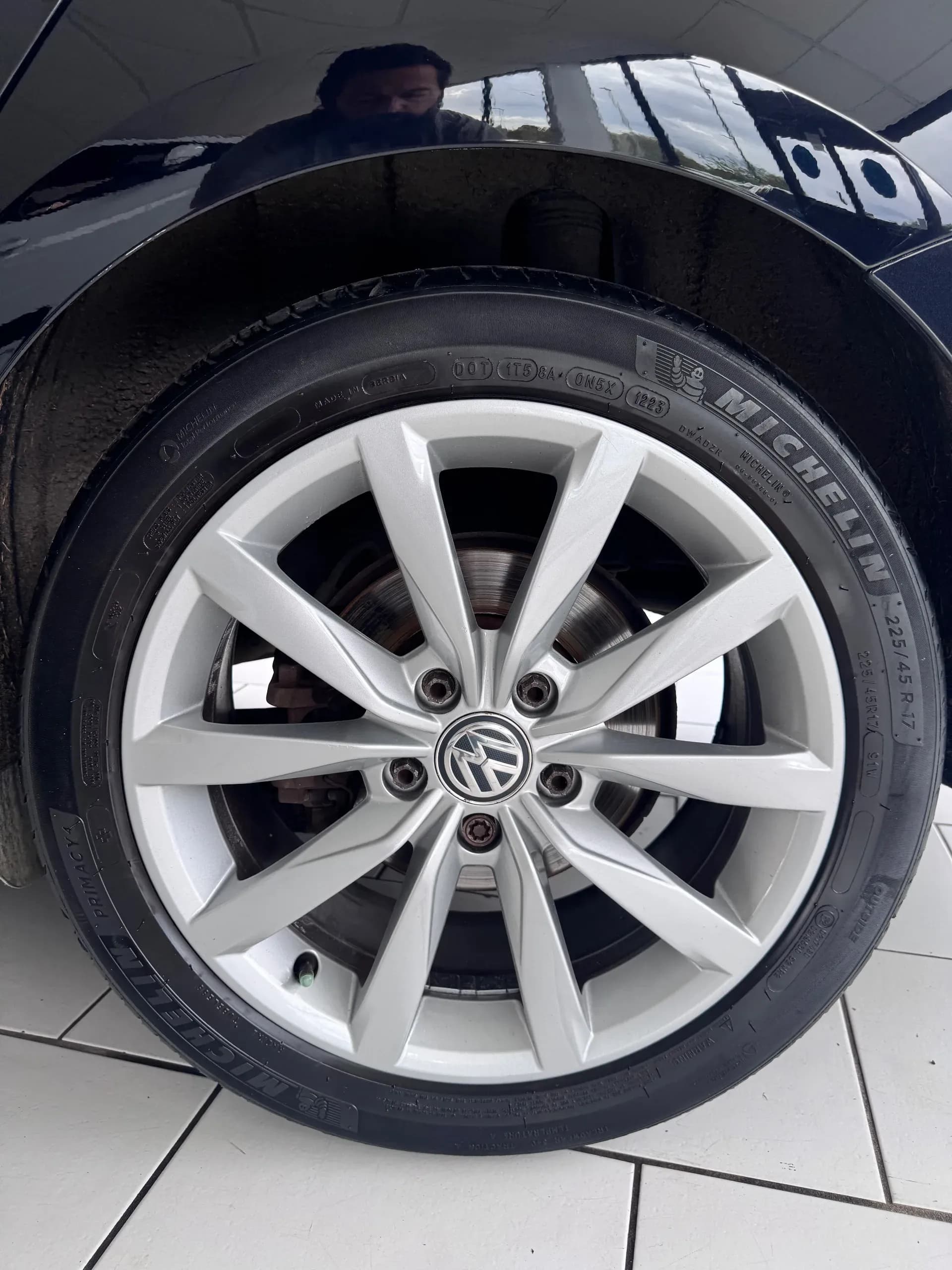 Vehicle photo — ns rear alloy