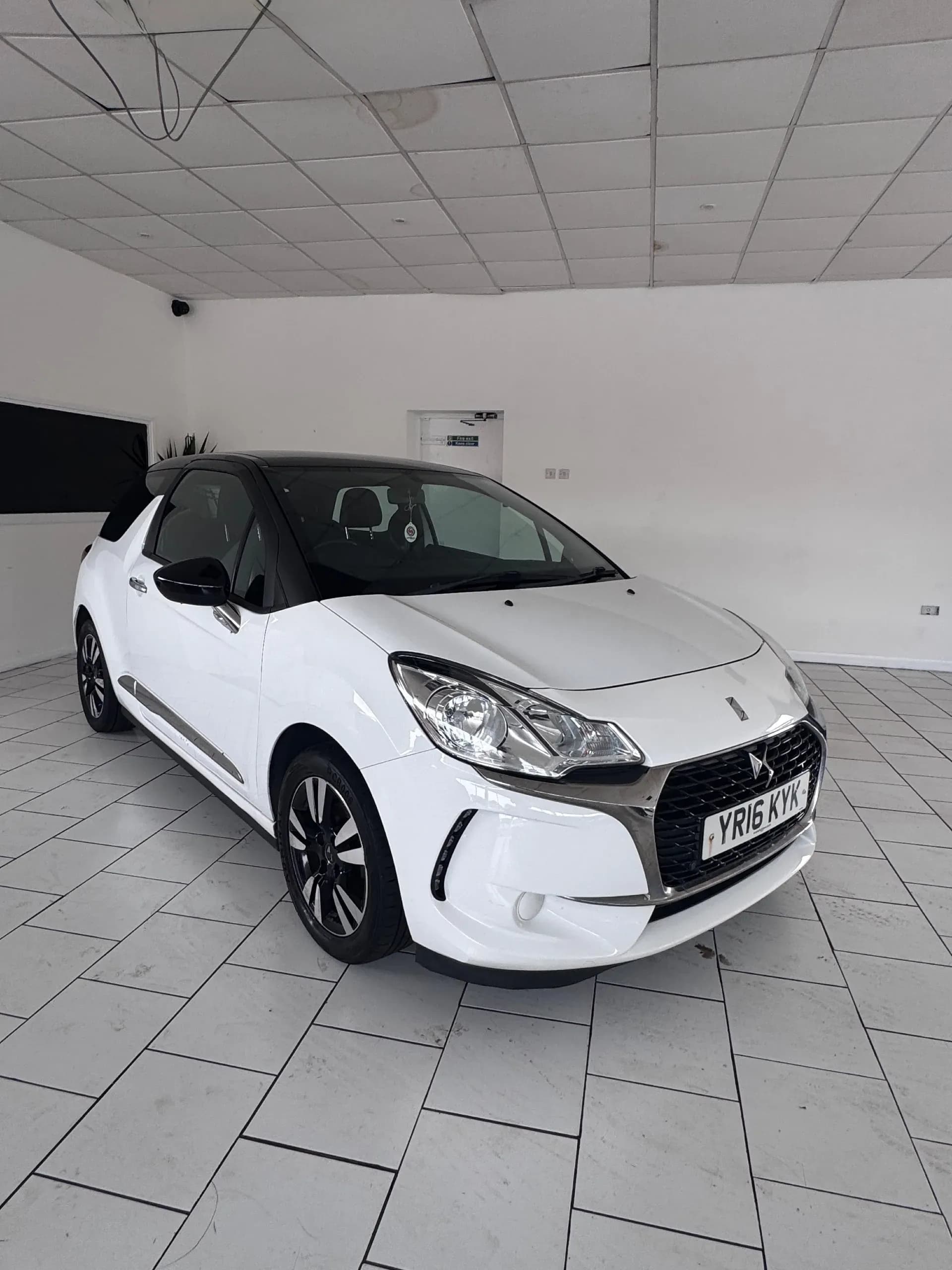 Vehicle photo — osf three quarter