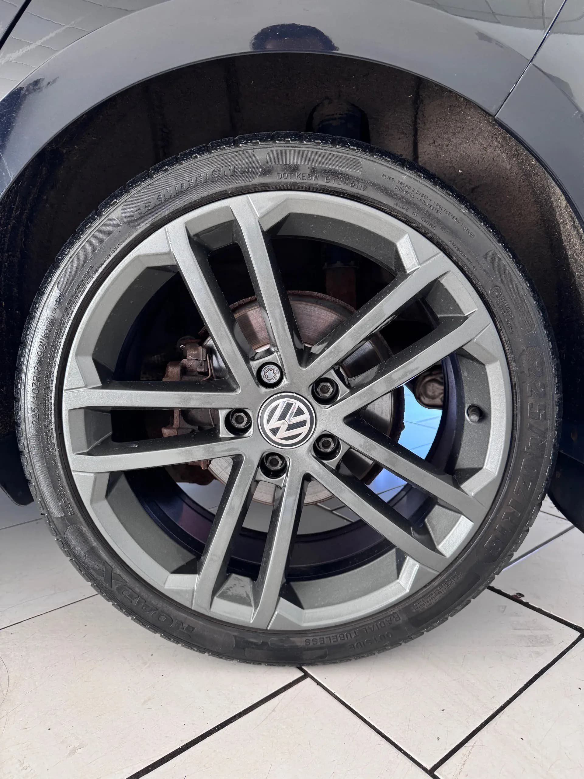 Vehicle photo — ns rear alloy