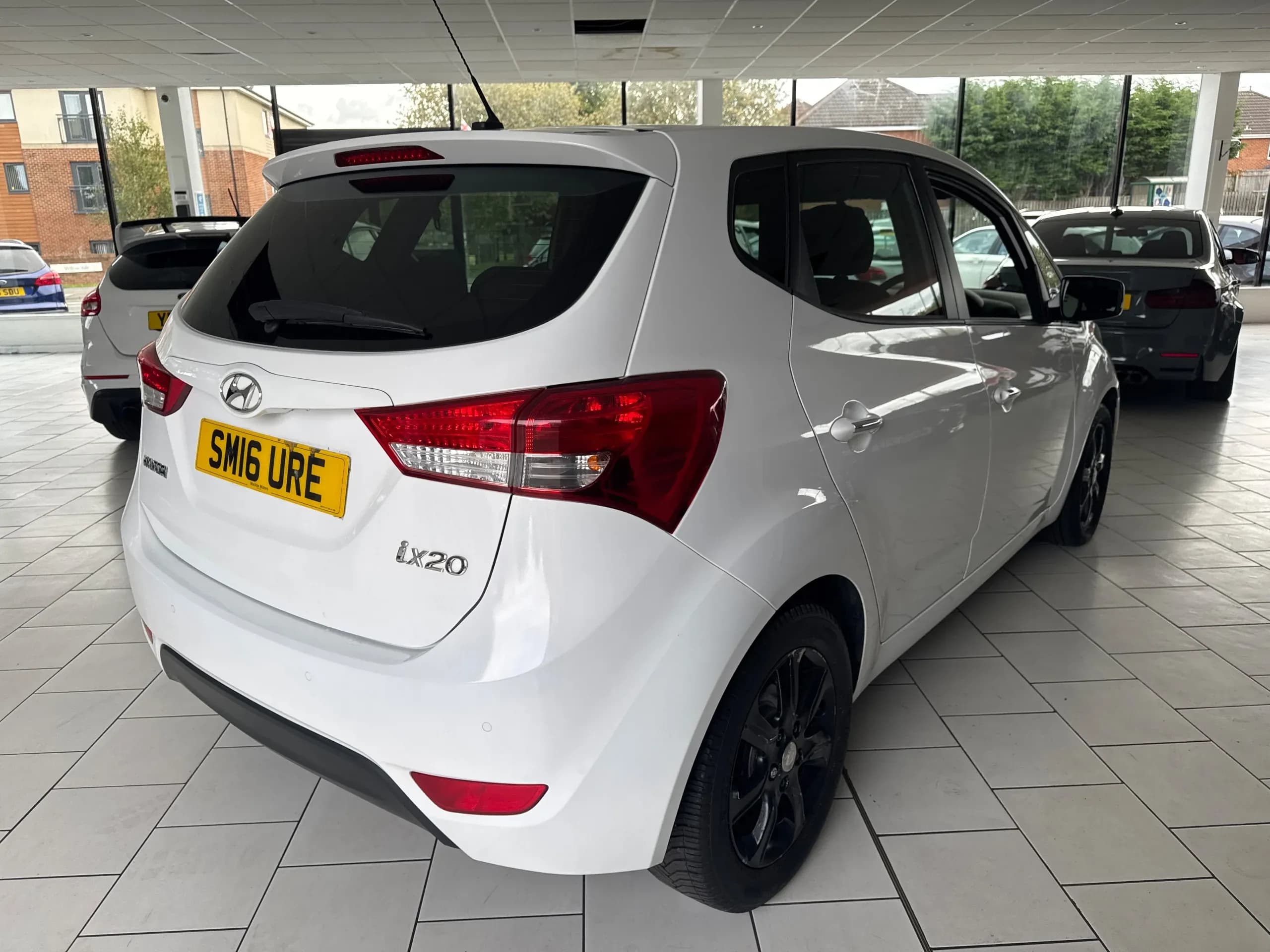 Vehicle photo — osr three quarter