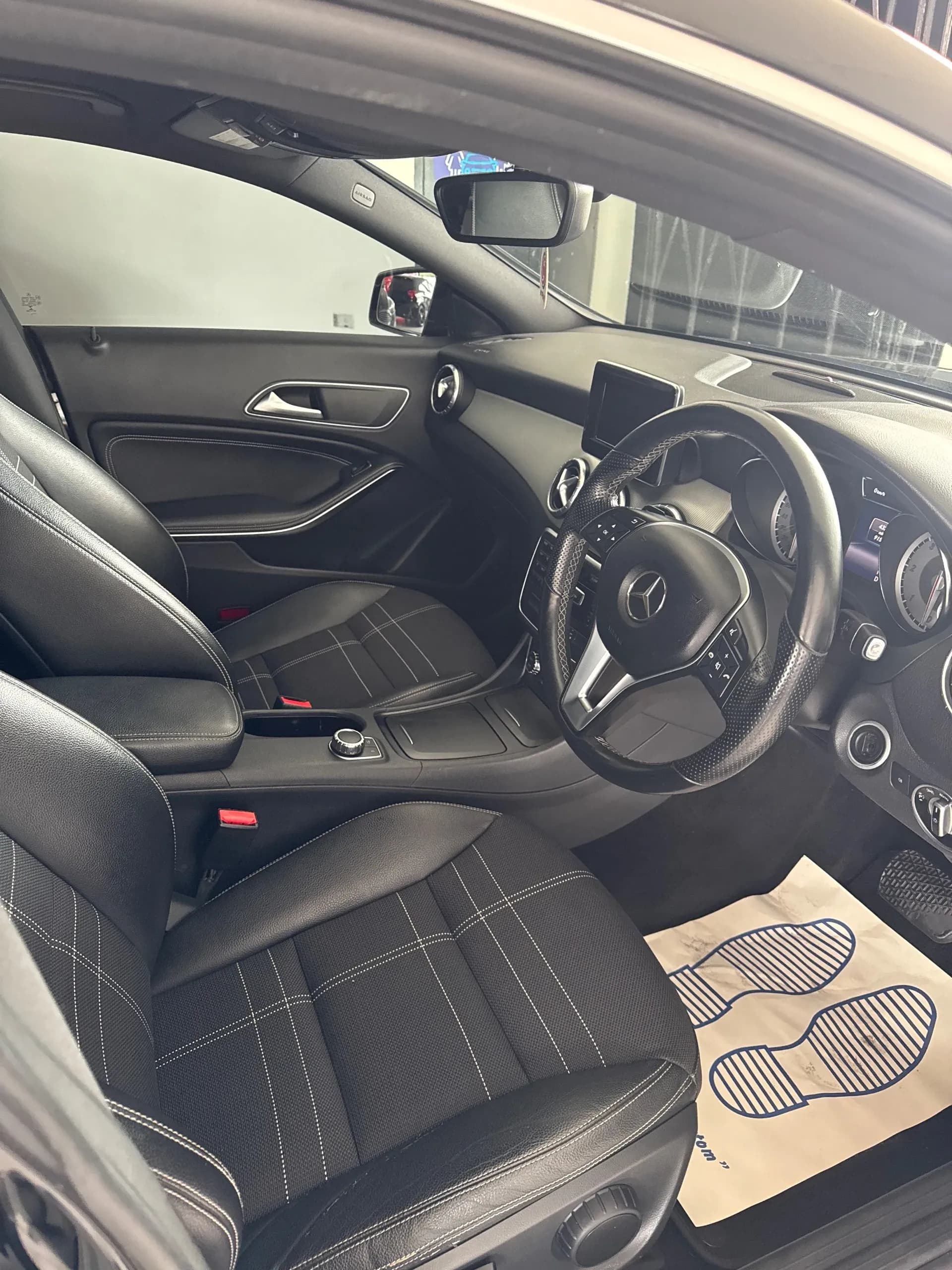 Vehicle photo — front interior
