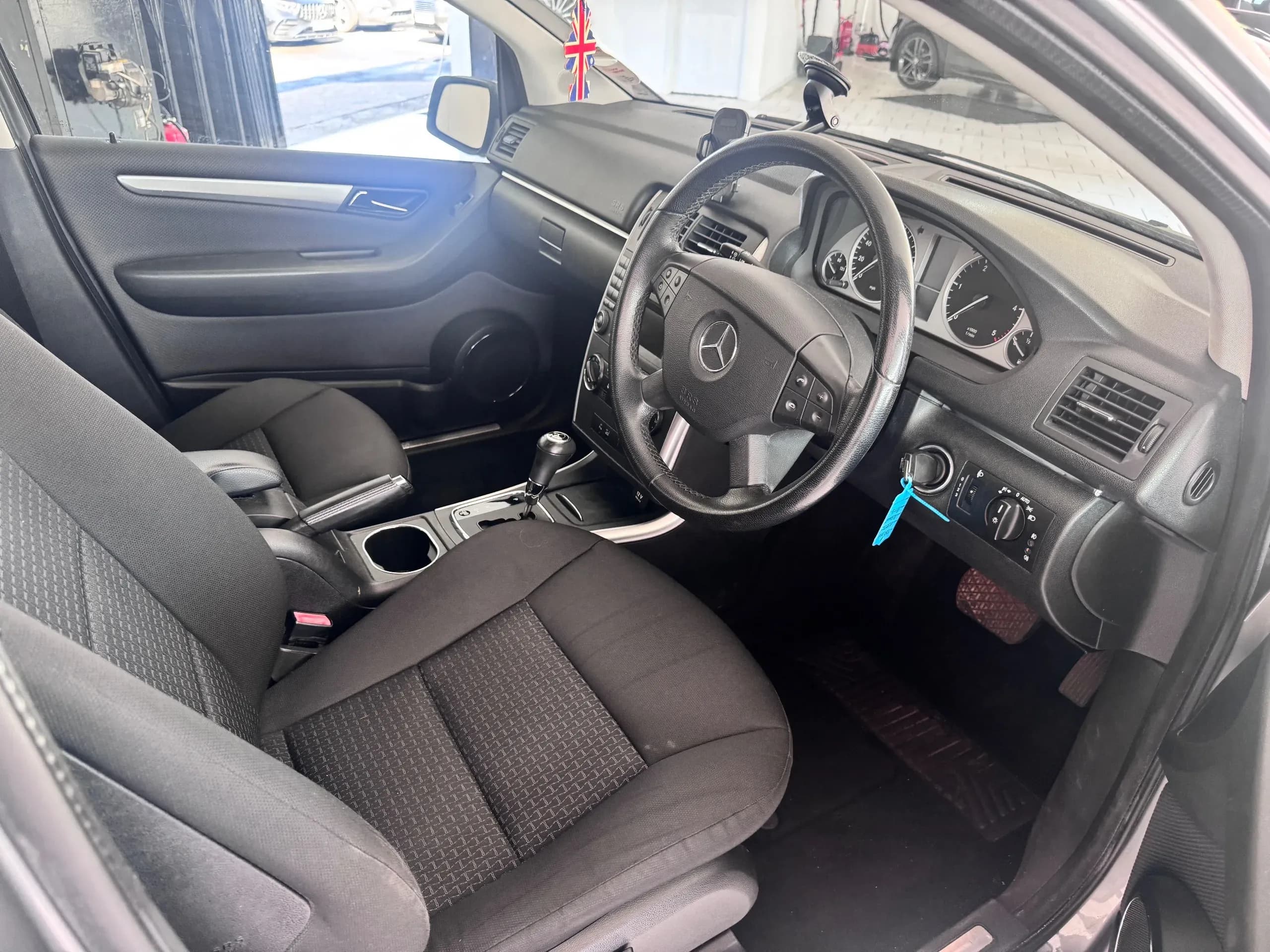 Vehicle photo — front interior