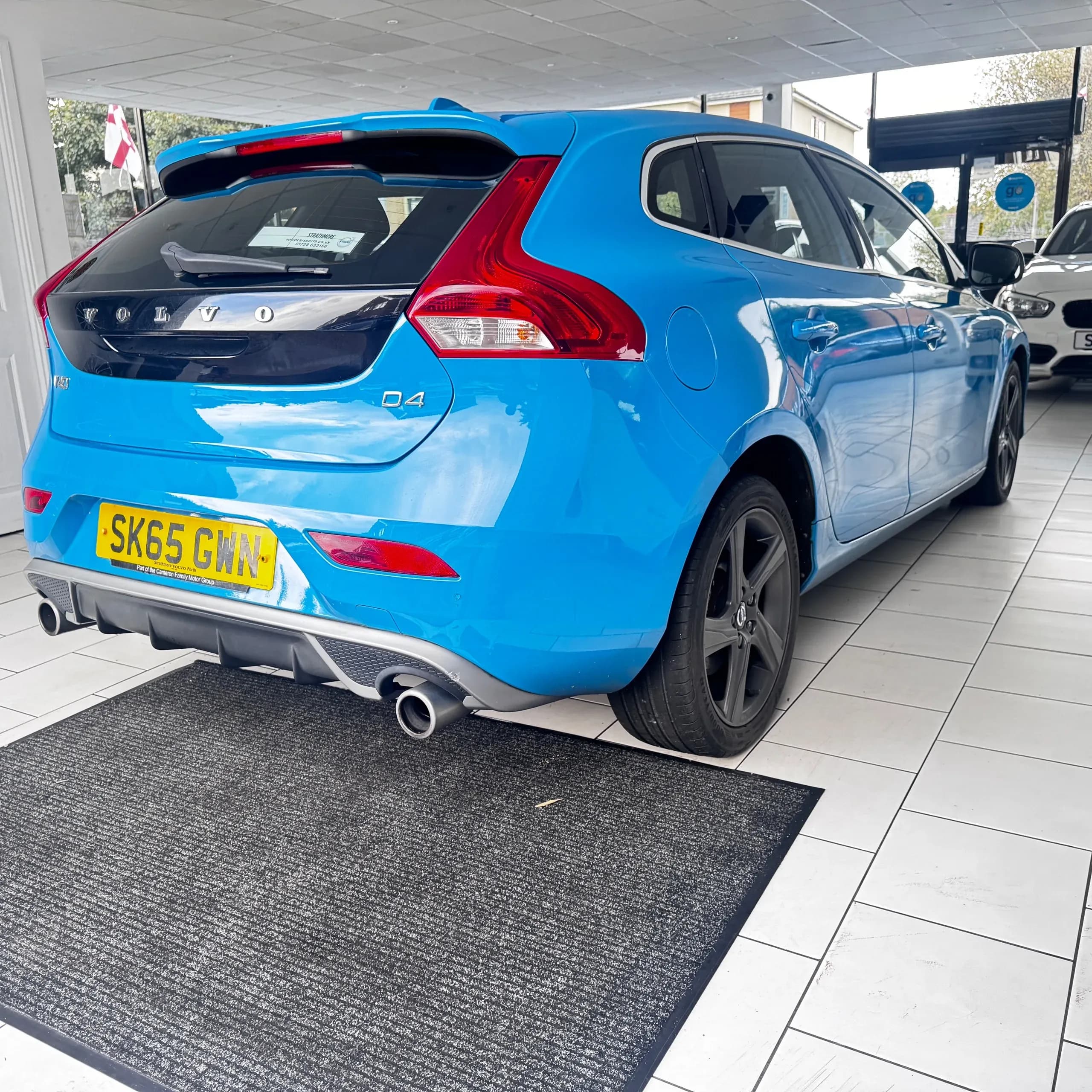 Vehicle photo — osr three quarter