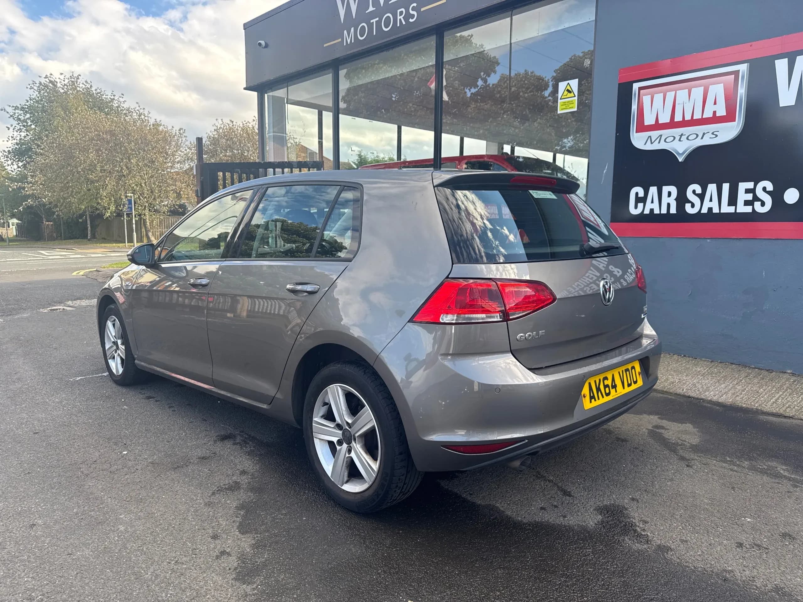 Vehicle photo — nsr three quarter
