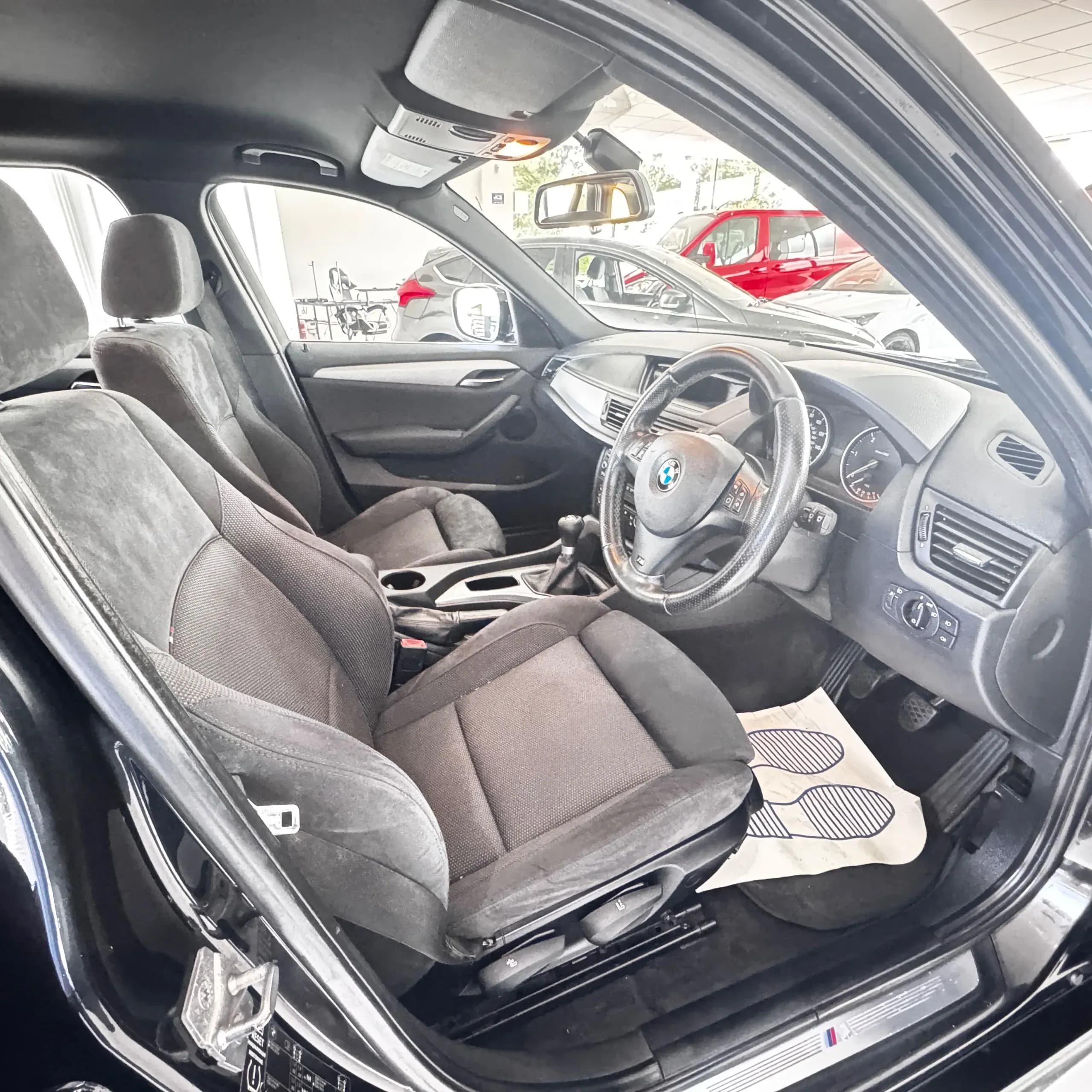 Vehicle photo — front interior