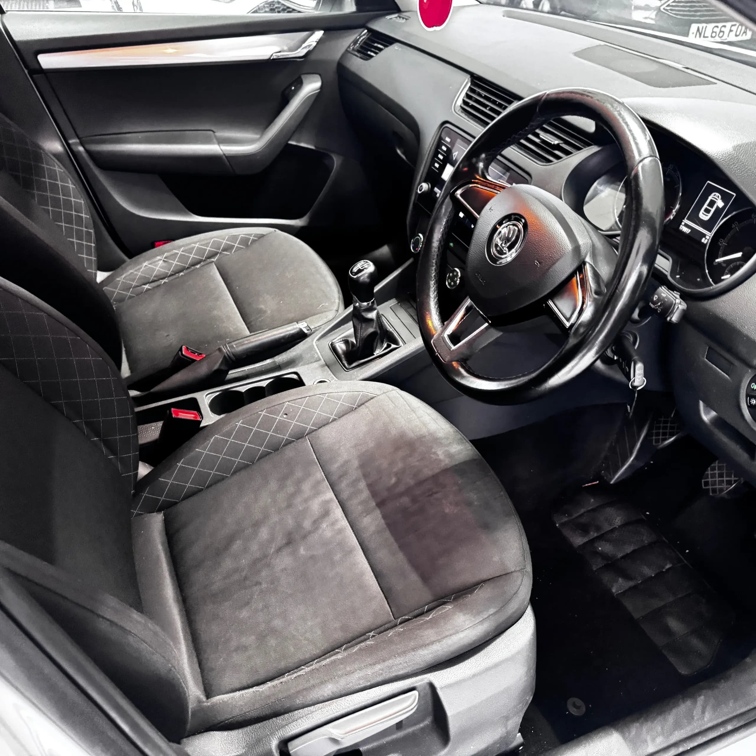 Vehicle photo — front interior
