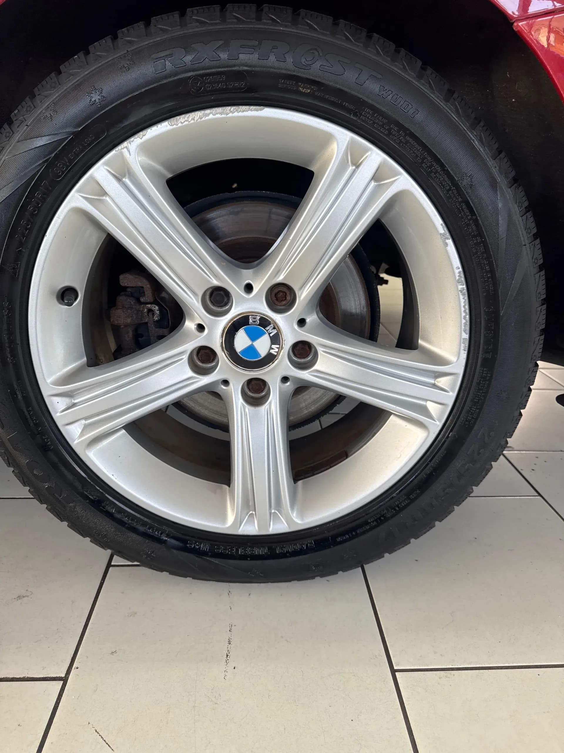 Vehicle photo — ns rear alloy