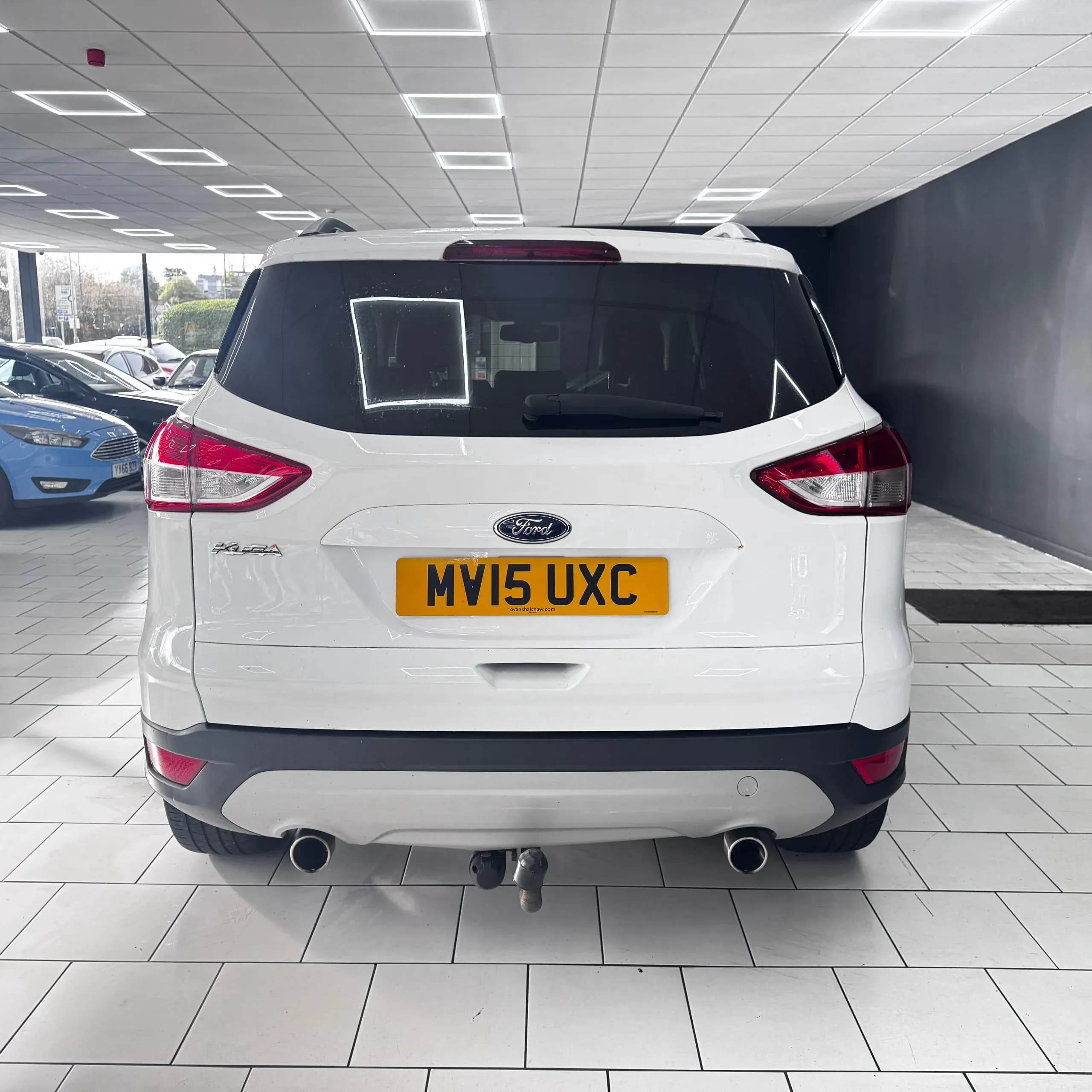Vehicle photo — rear