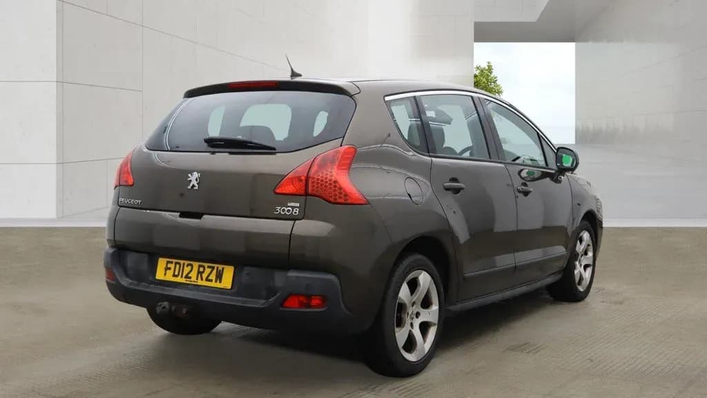 Vehicle photo — osr three quarter