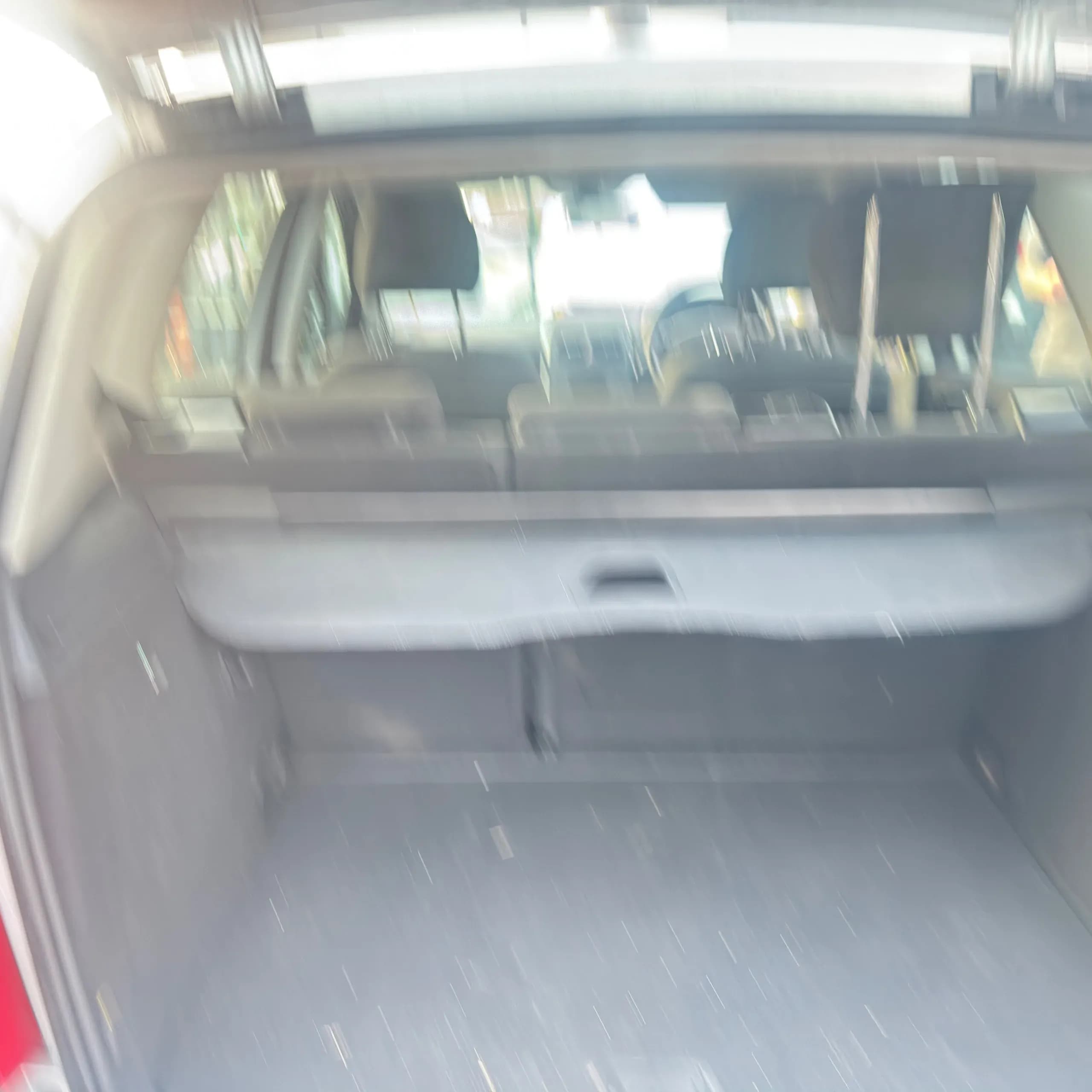 Vehicle photo — boot